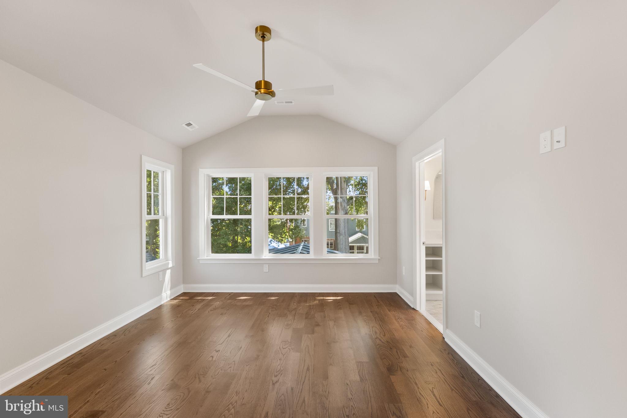 BRADDOCK HEIGHTS - Residential