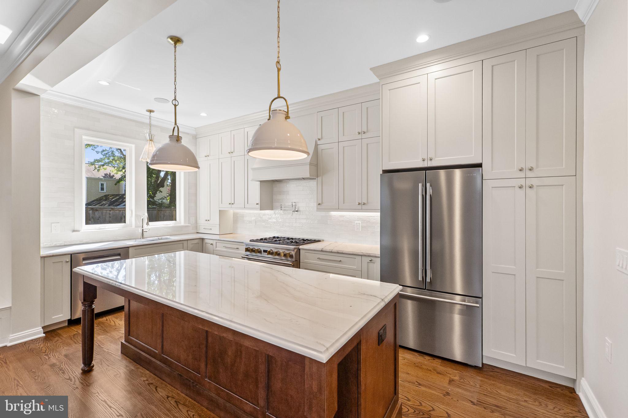 BRADDOCK HEIGHTS - Residential