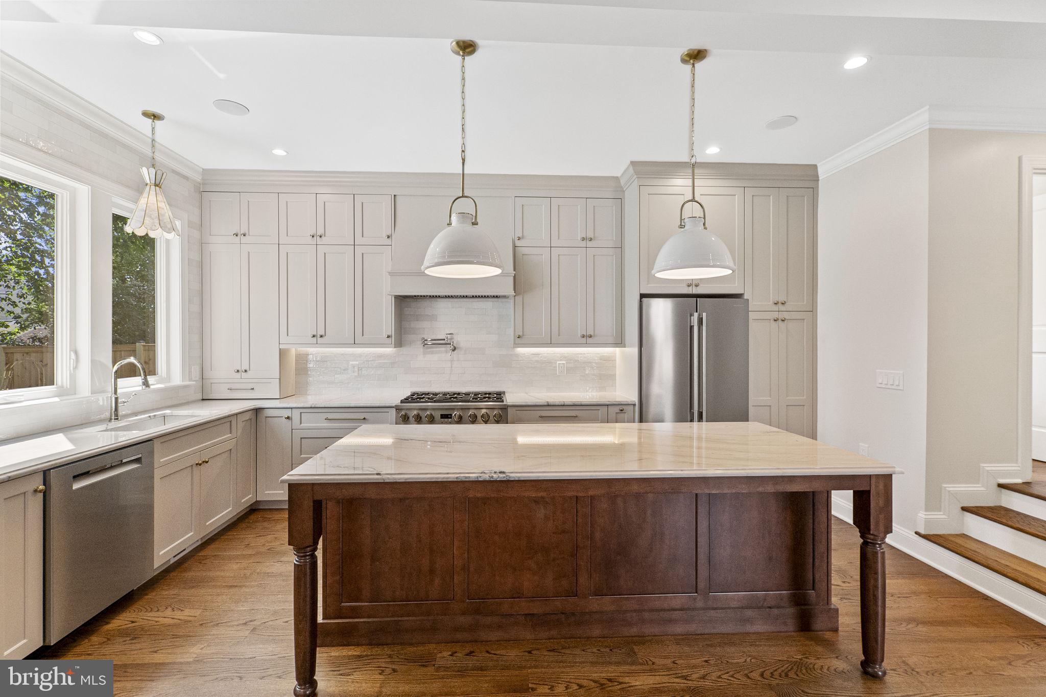 BRADDOCK HEIGHTS - Residential