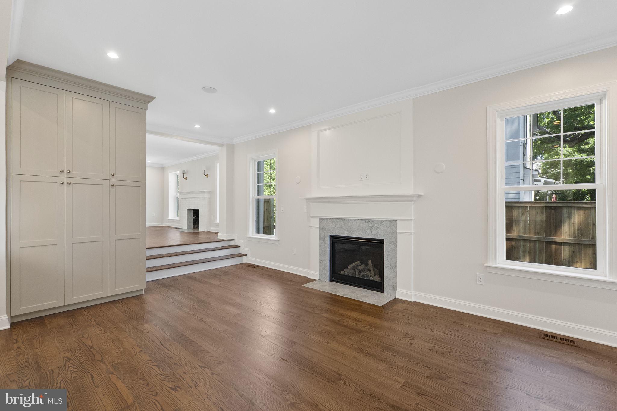 BRADDOCK HEIGHTS - Residential