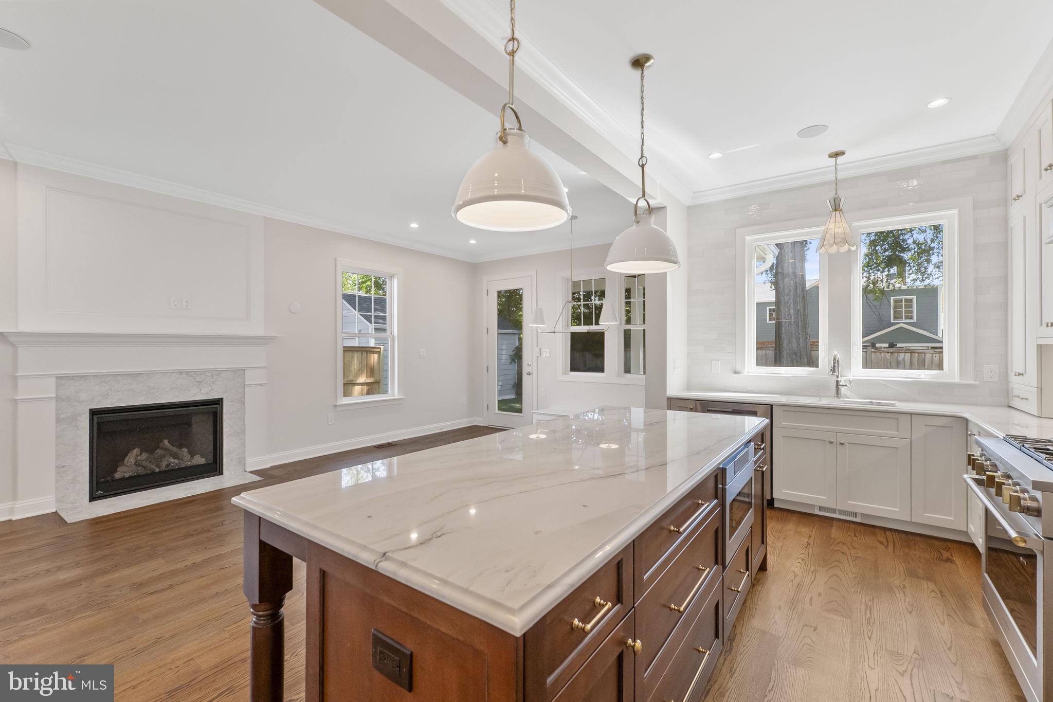 BRADDOCK HEIGHTS - Residential