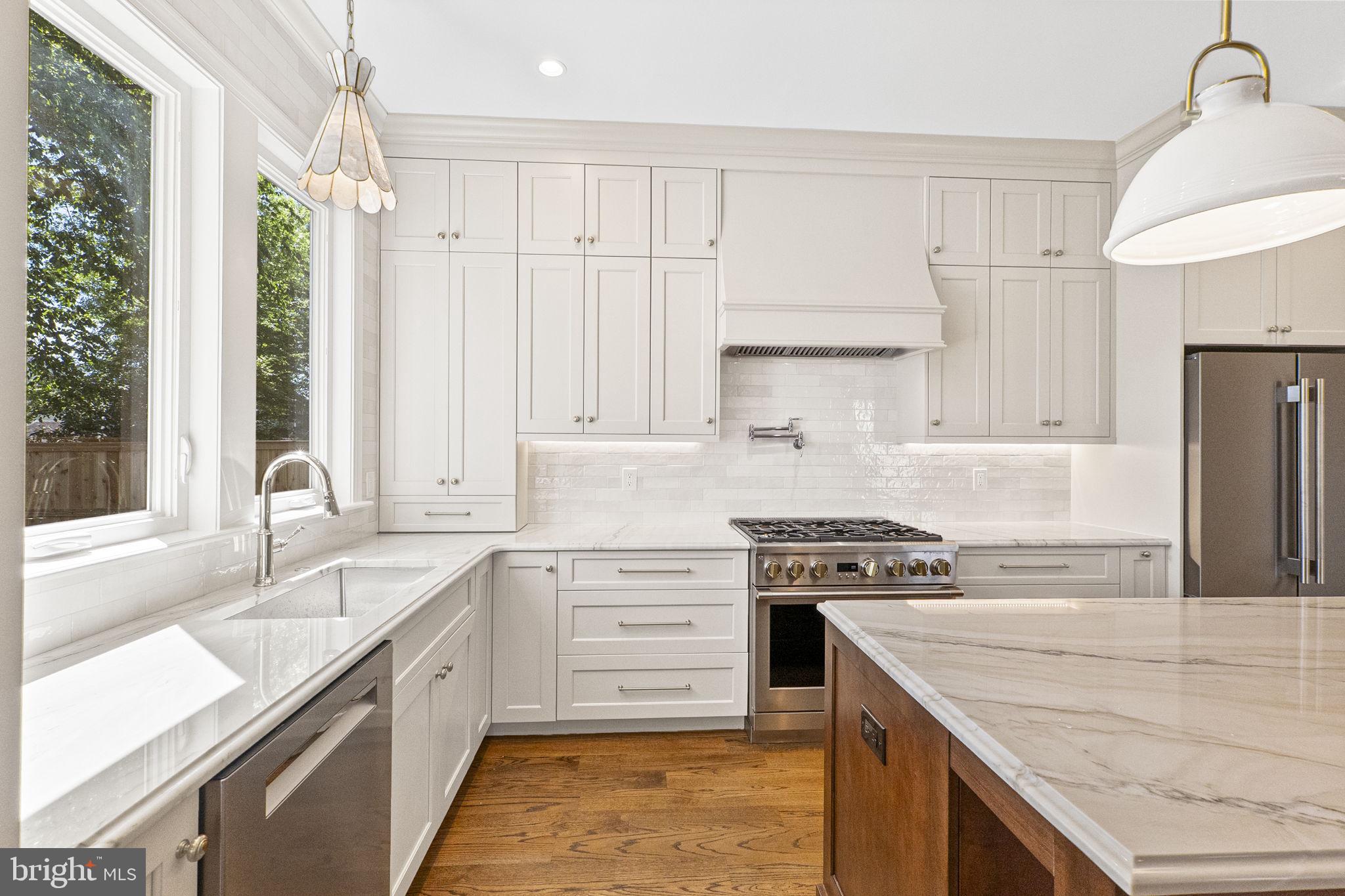 BRADDOCK HEIGHTS - Residential