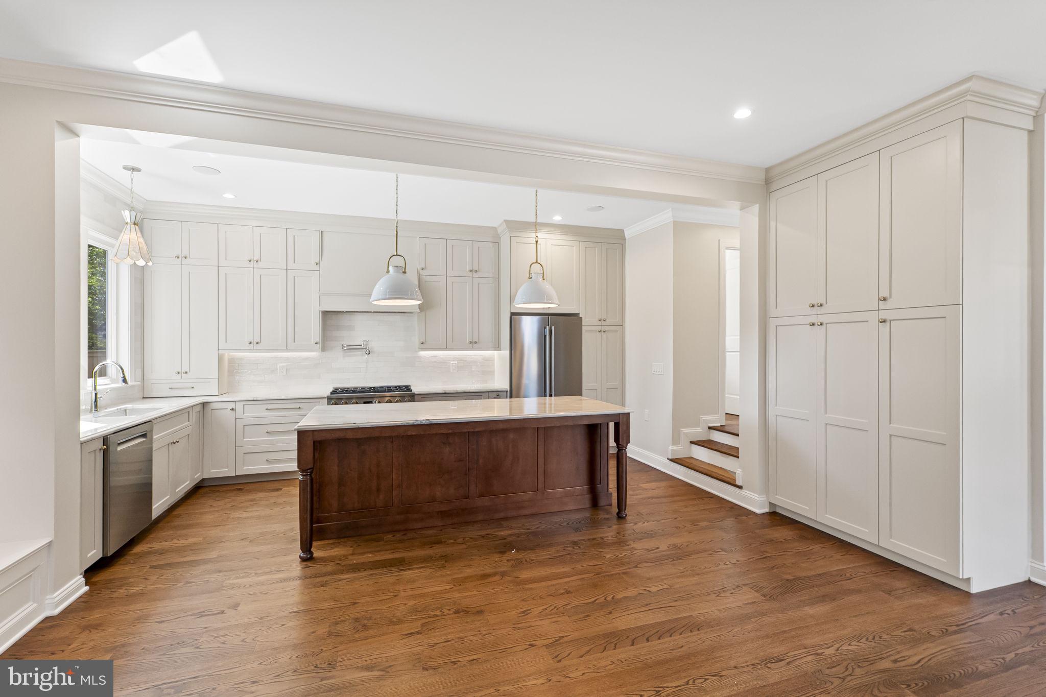 BRADDOCK HEIGHTS - Residential