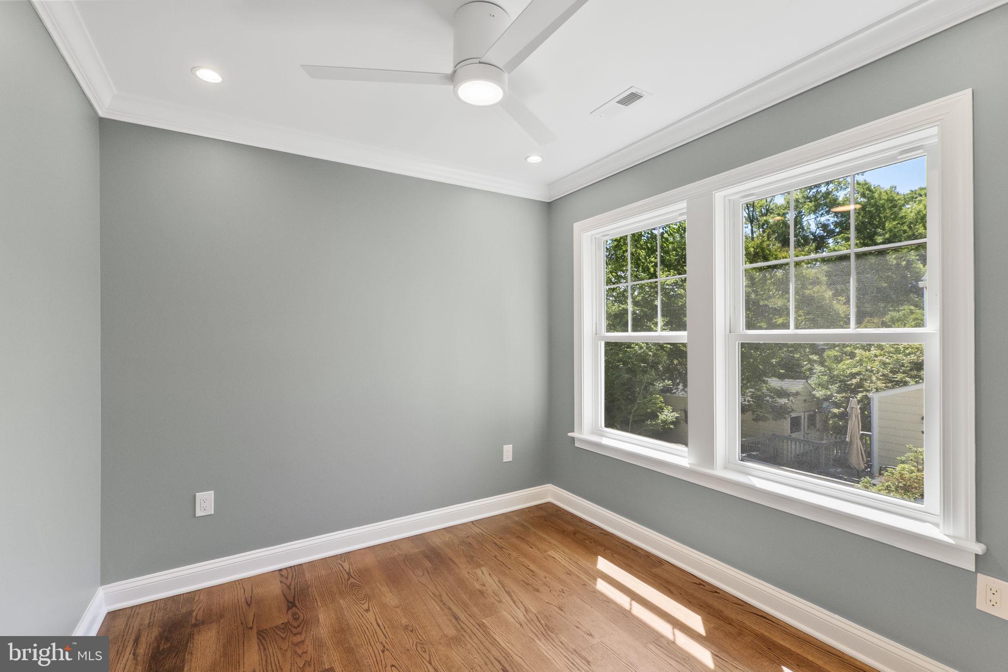 BRADDOCK HEIGHTS - Residential