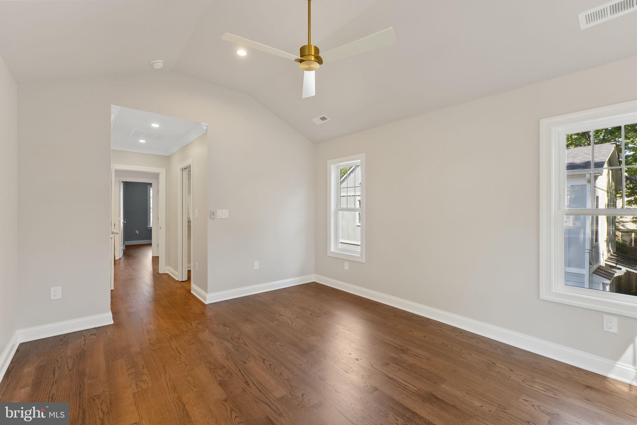 BRADDOCK HEIGHTS - Residential