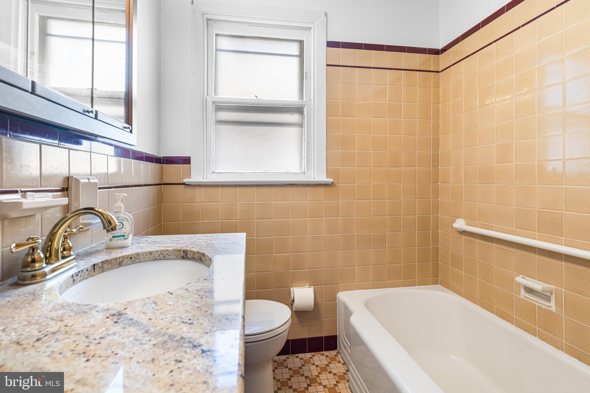 GLENSIDE - Residential
