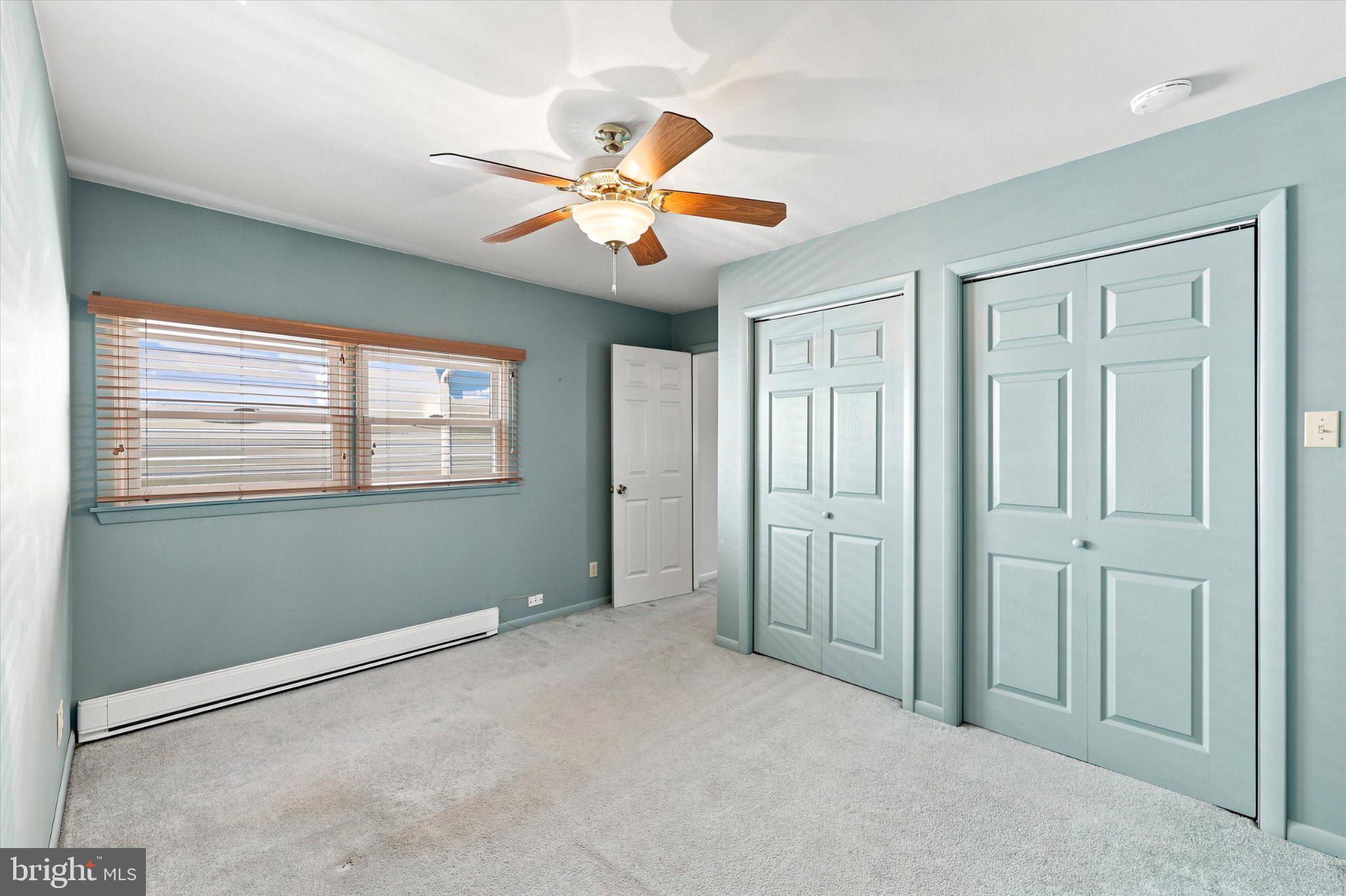 OXFORD VALLEY - Residential