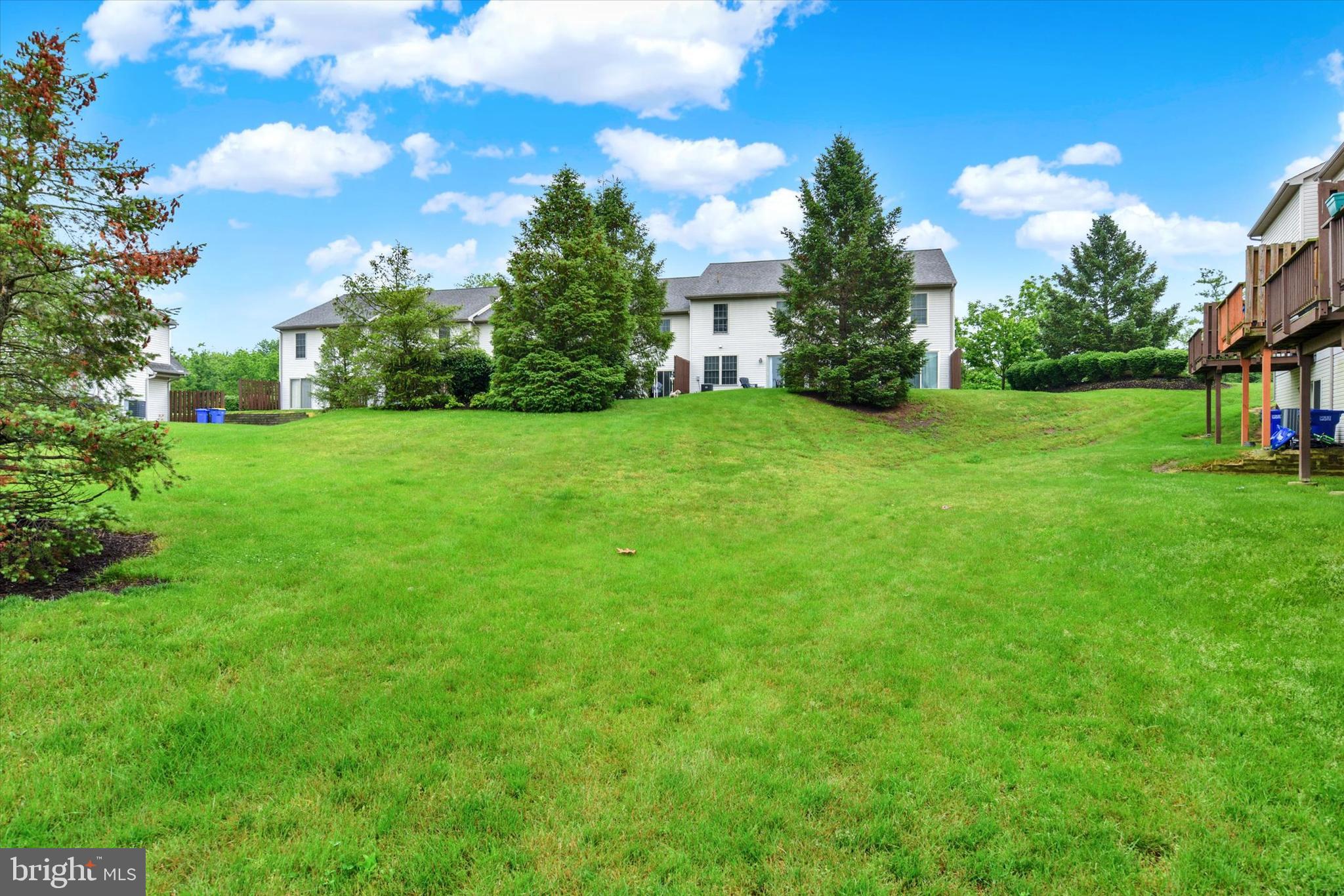 SADDLE RIDGE - Residential