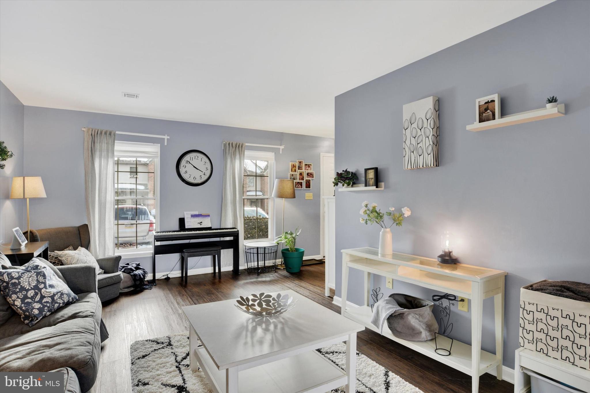 SADDLE RIDGE - Residential