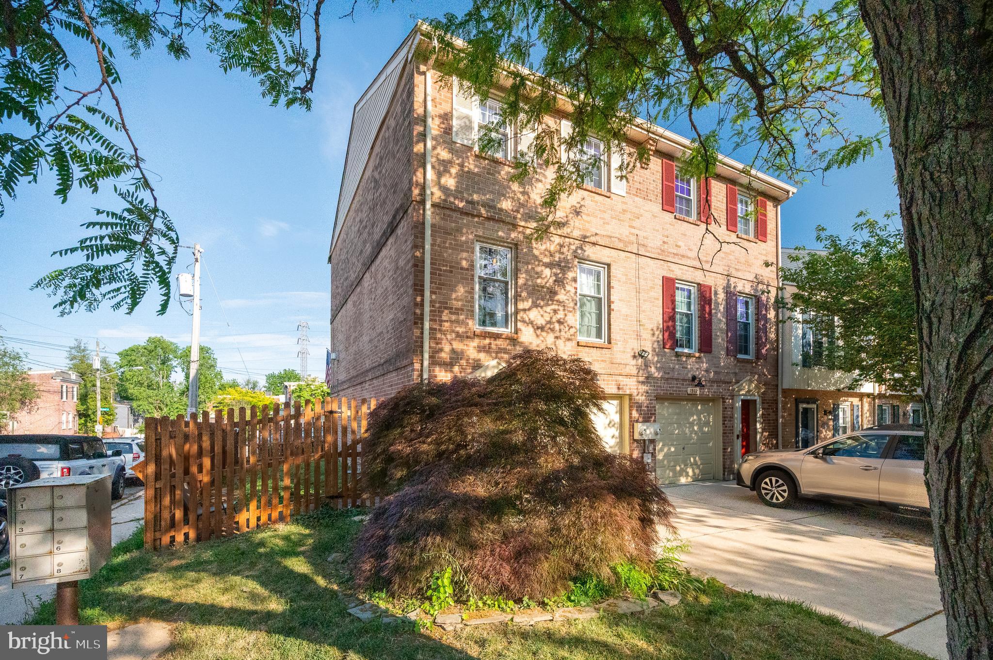 TROLLEY SQUARE - Residential