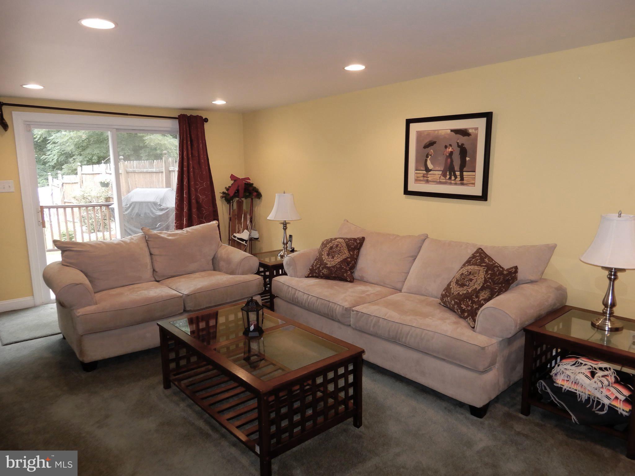 NESHAMINY VALLEY - Residential
