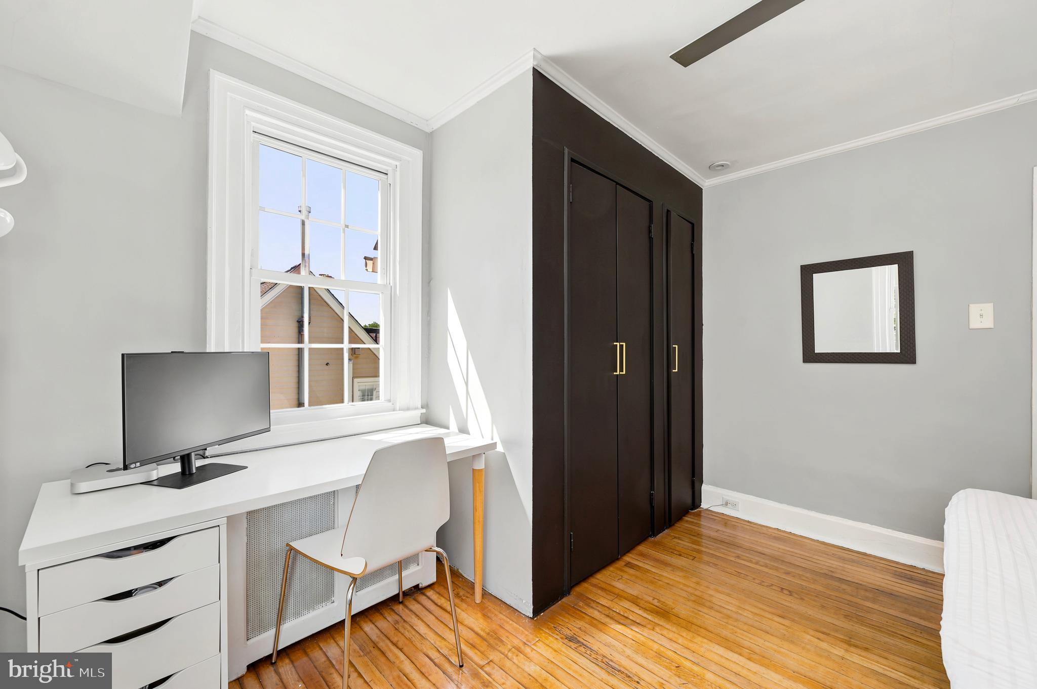 PENN WYNNE - Residential