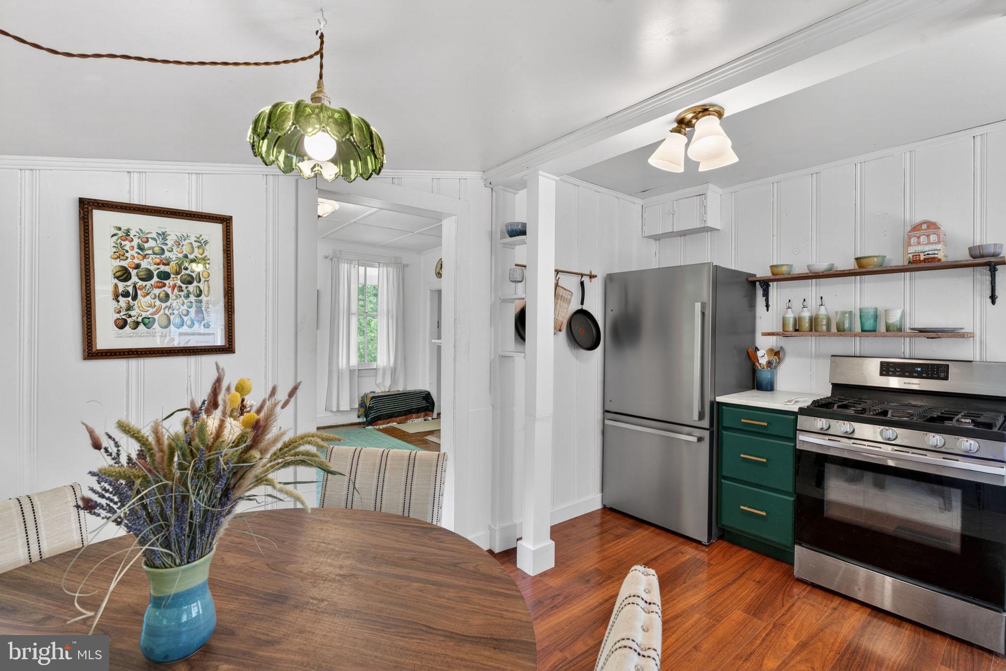 GLYNDON PARK - Residential