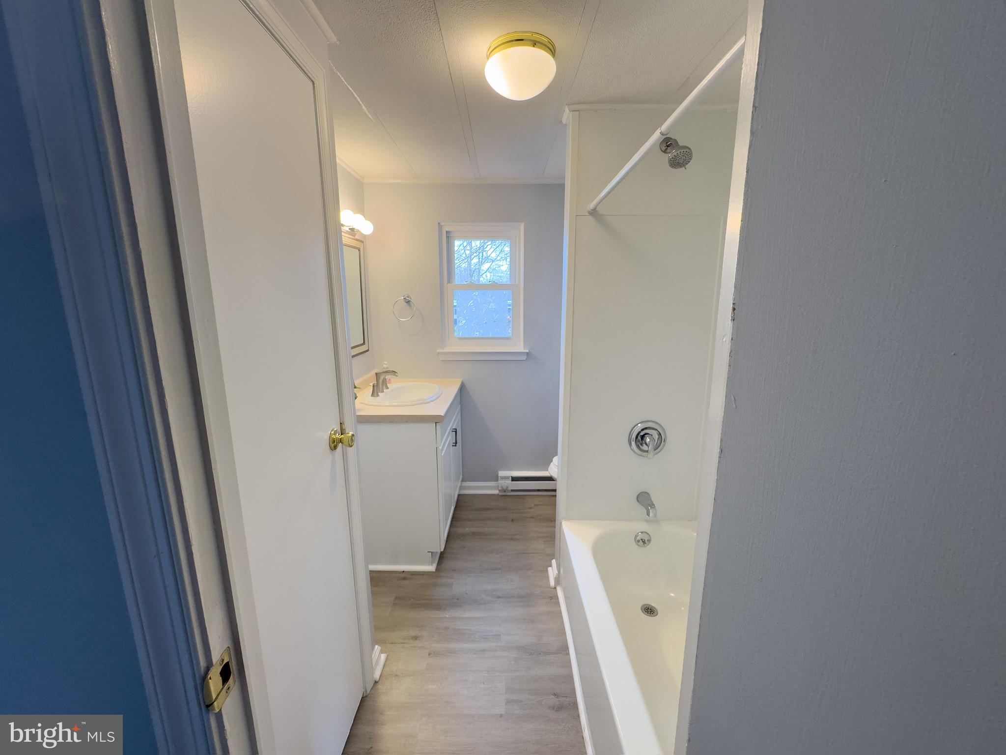 MELODYLAKESCNTRYCLUB - Residential