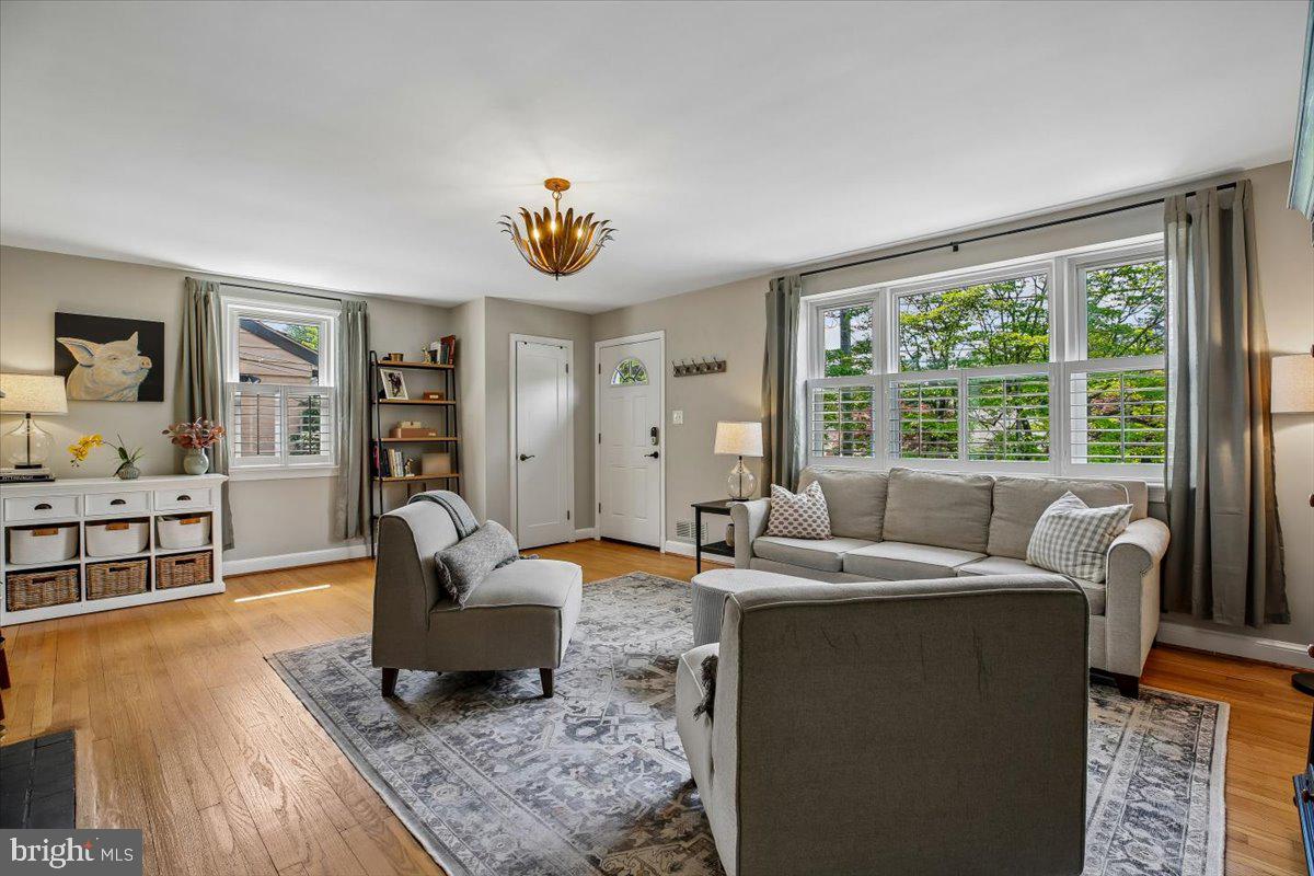 INDIAN SPRING HILLS - Residential