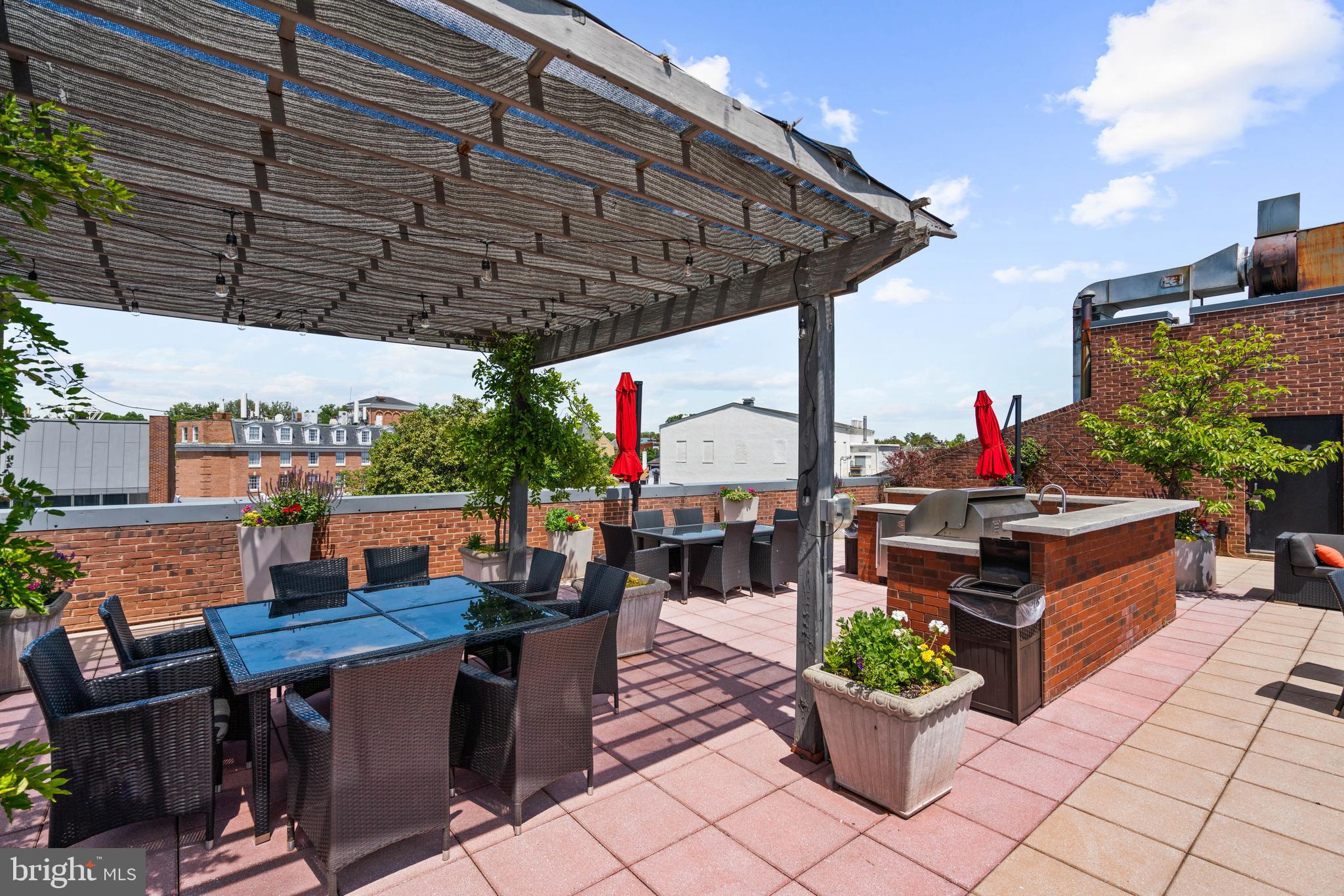 GEORGETOWN - Residential