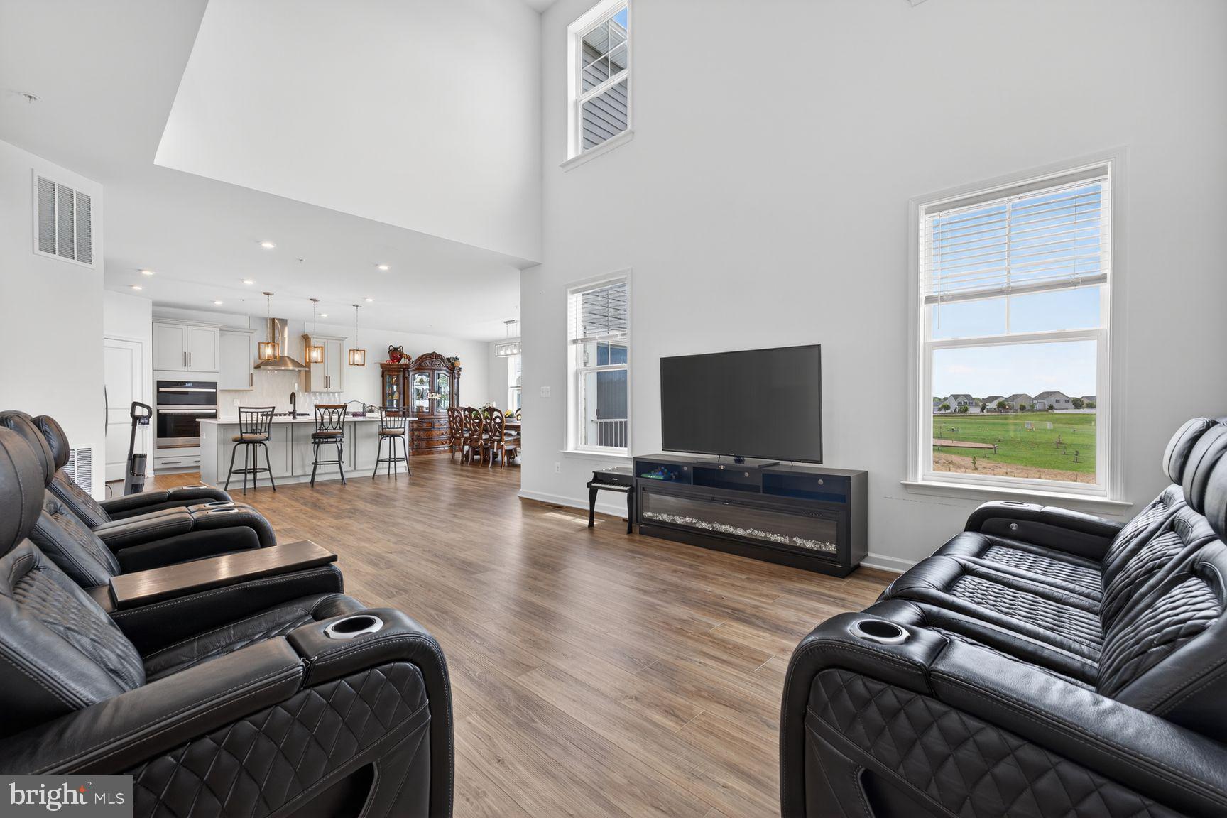 WESTFIELDS - Residential