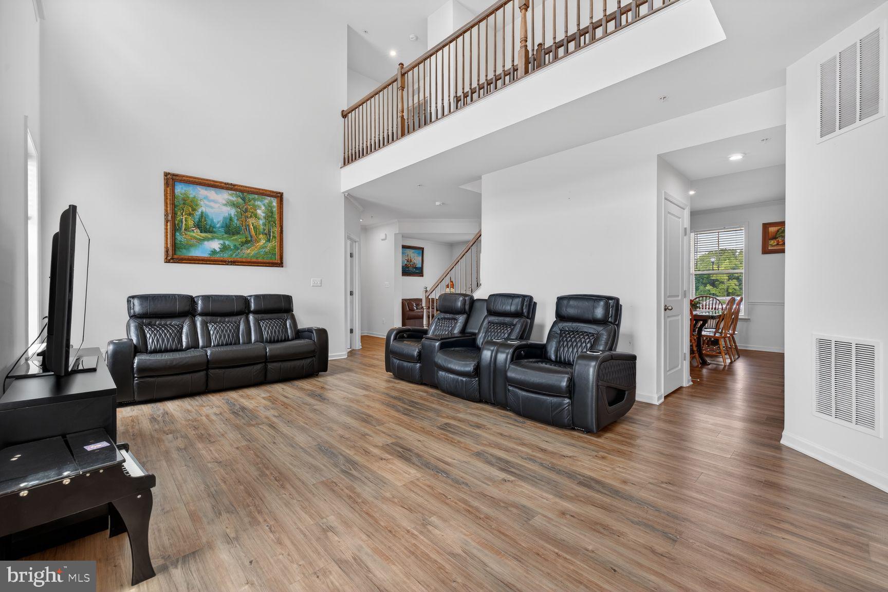 WESTFIELDS - Residential