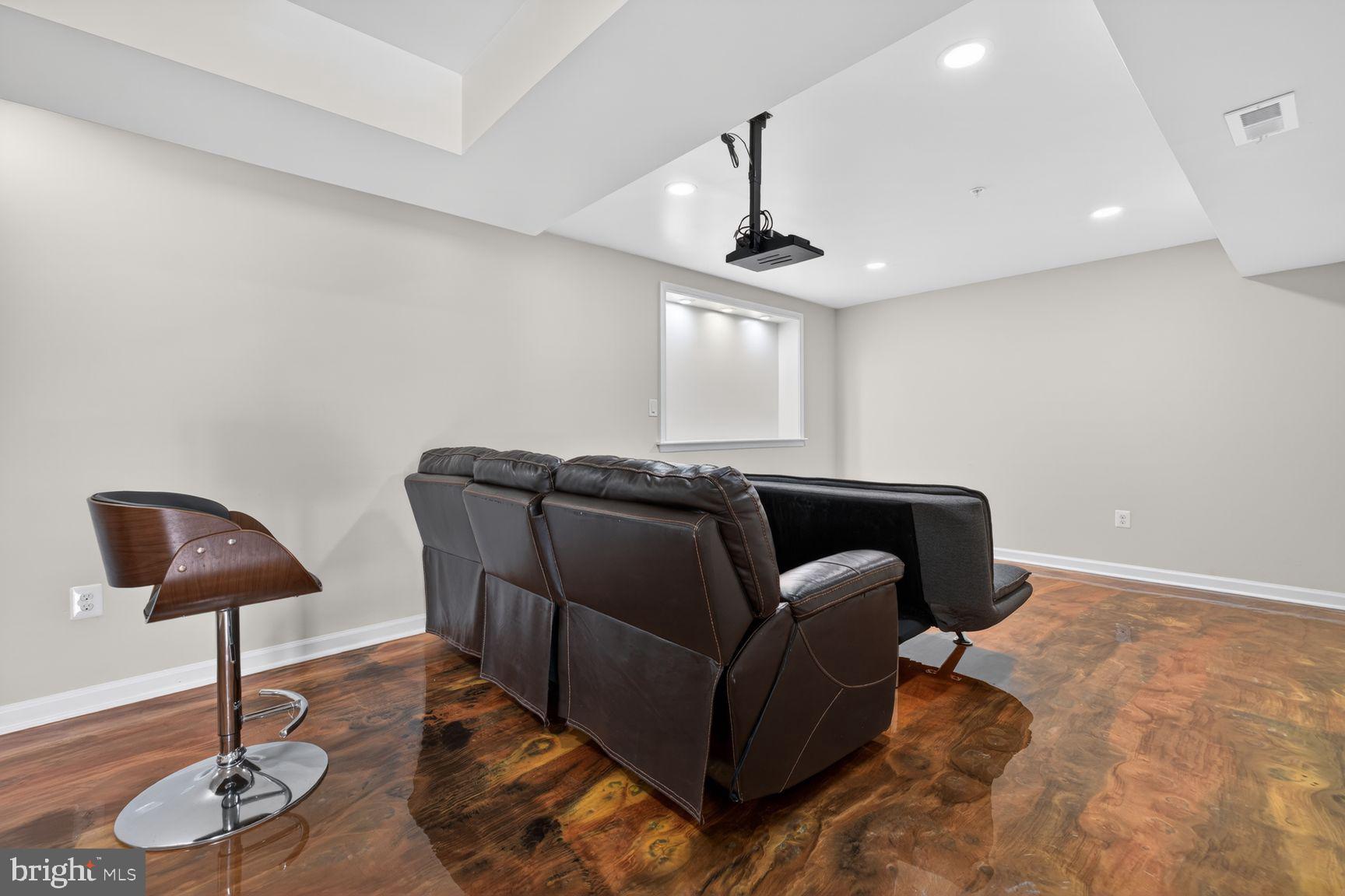 WESTFIELDS - Residential