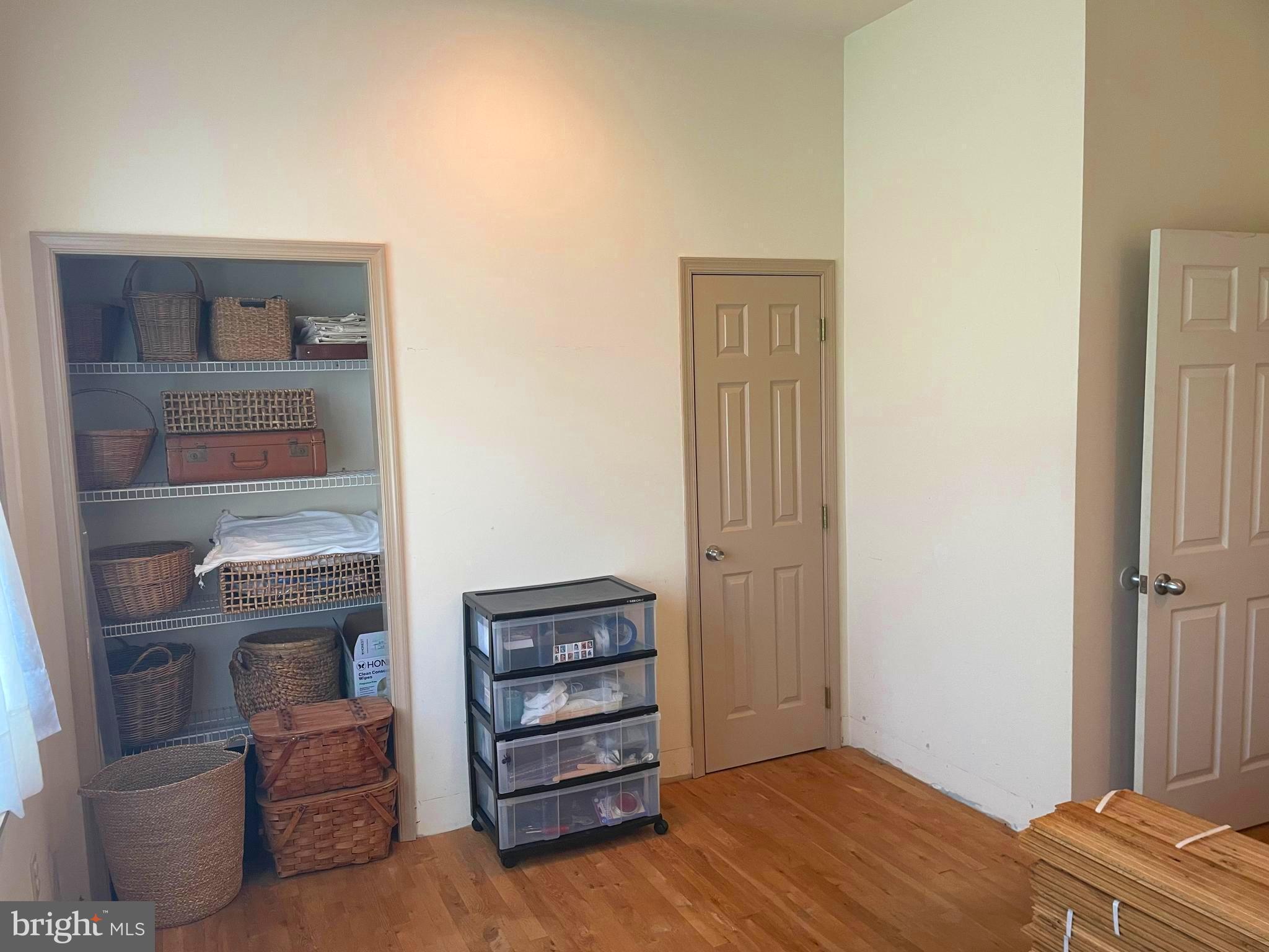 OAK TREE FARMS - Residential