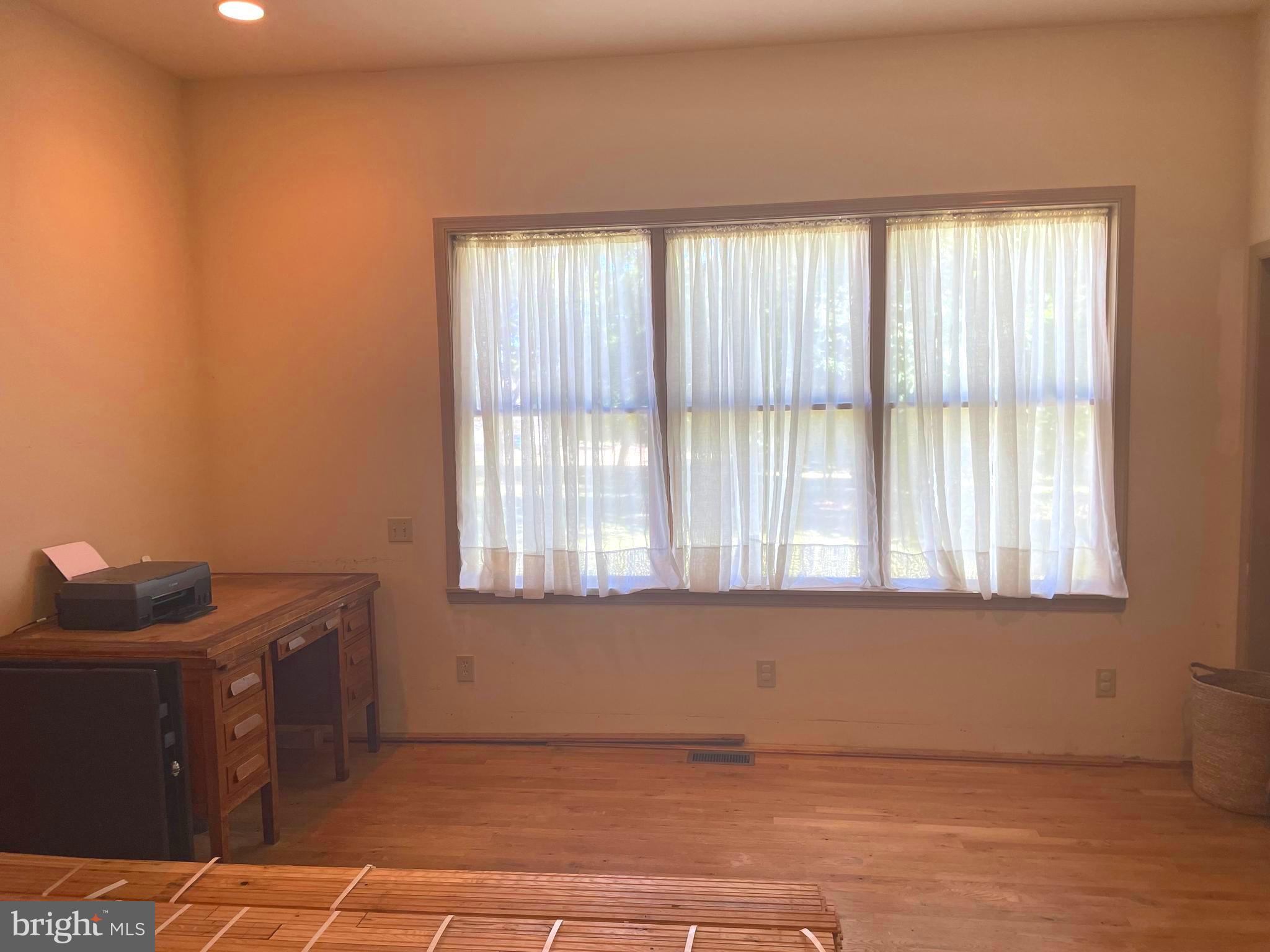 OAK TREE FARMS - Residential