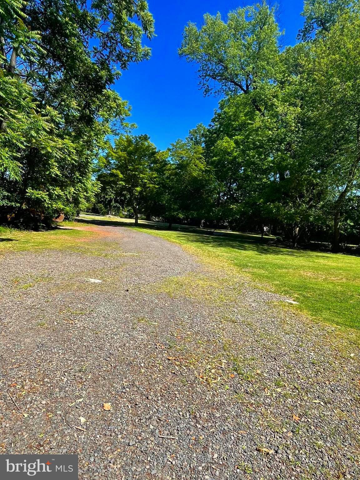 OAK TREE FARMS - Residential