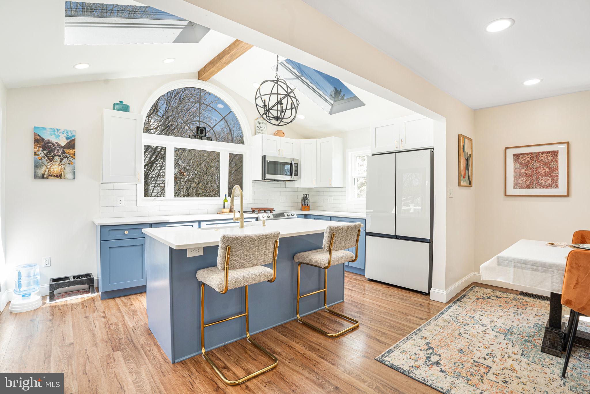 GLENSIDE - Residential