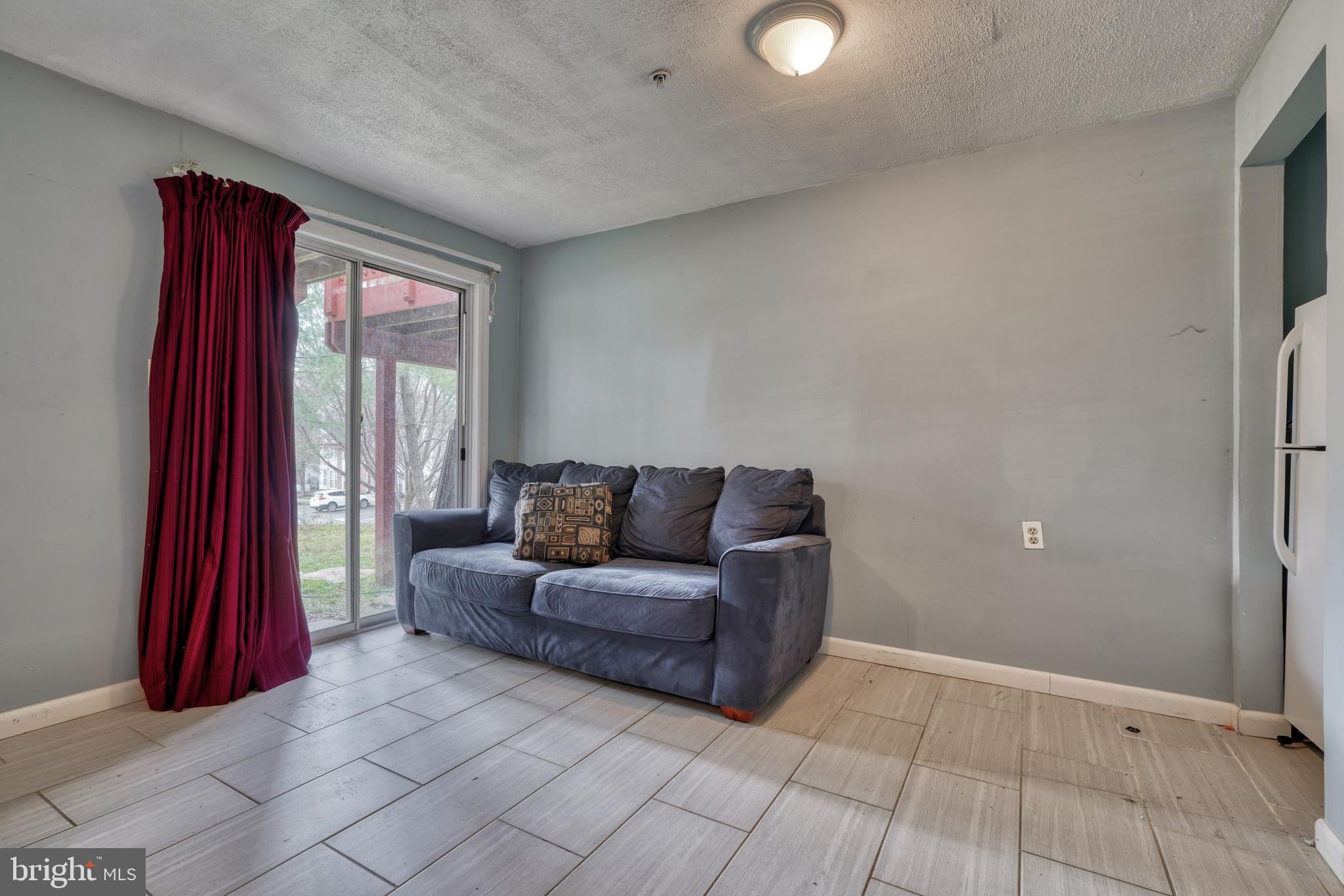 OWINGS MILLS - Residential
