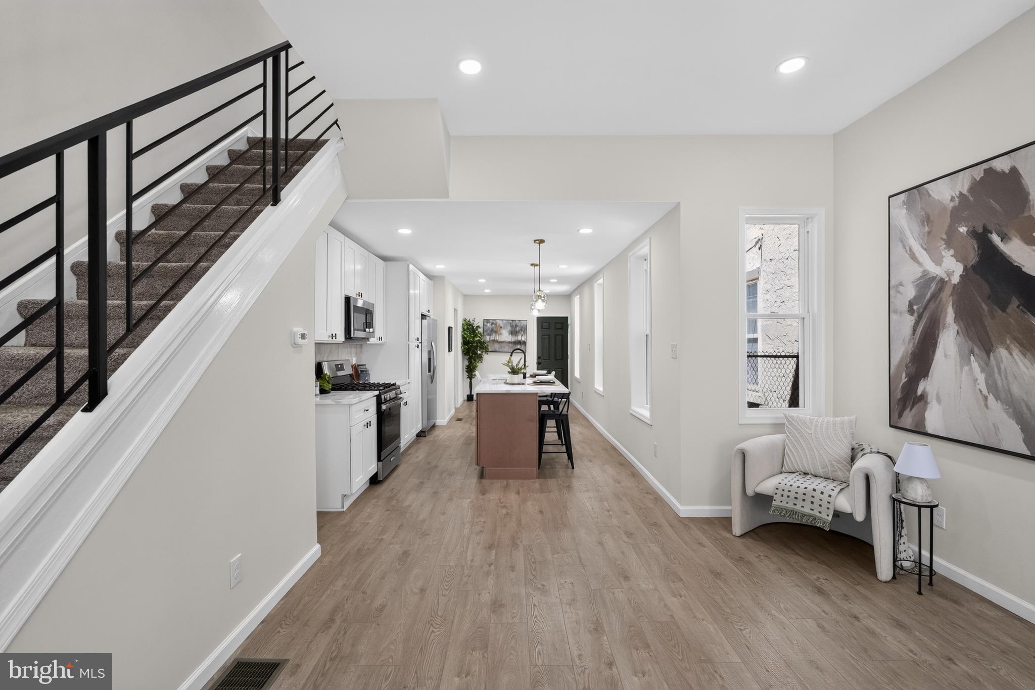 STRAWBERRY MANSION - Residential