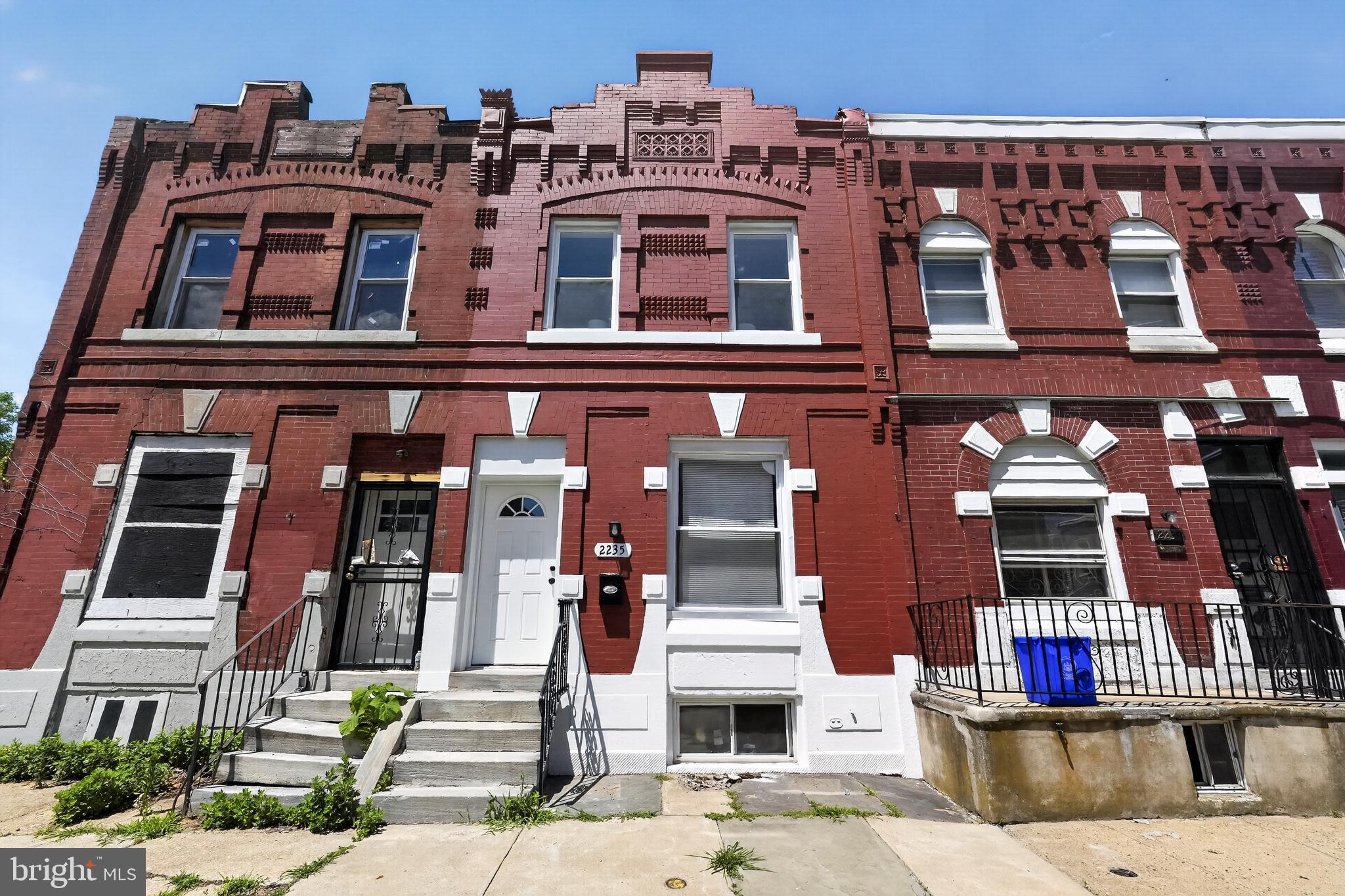 STRAWBERRY MANSION - Residential
