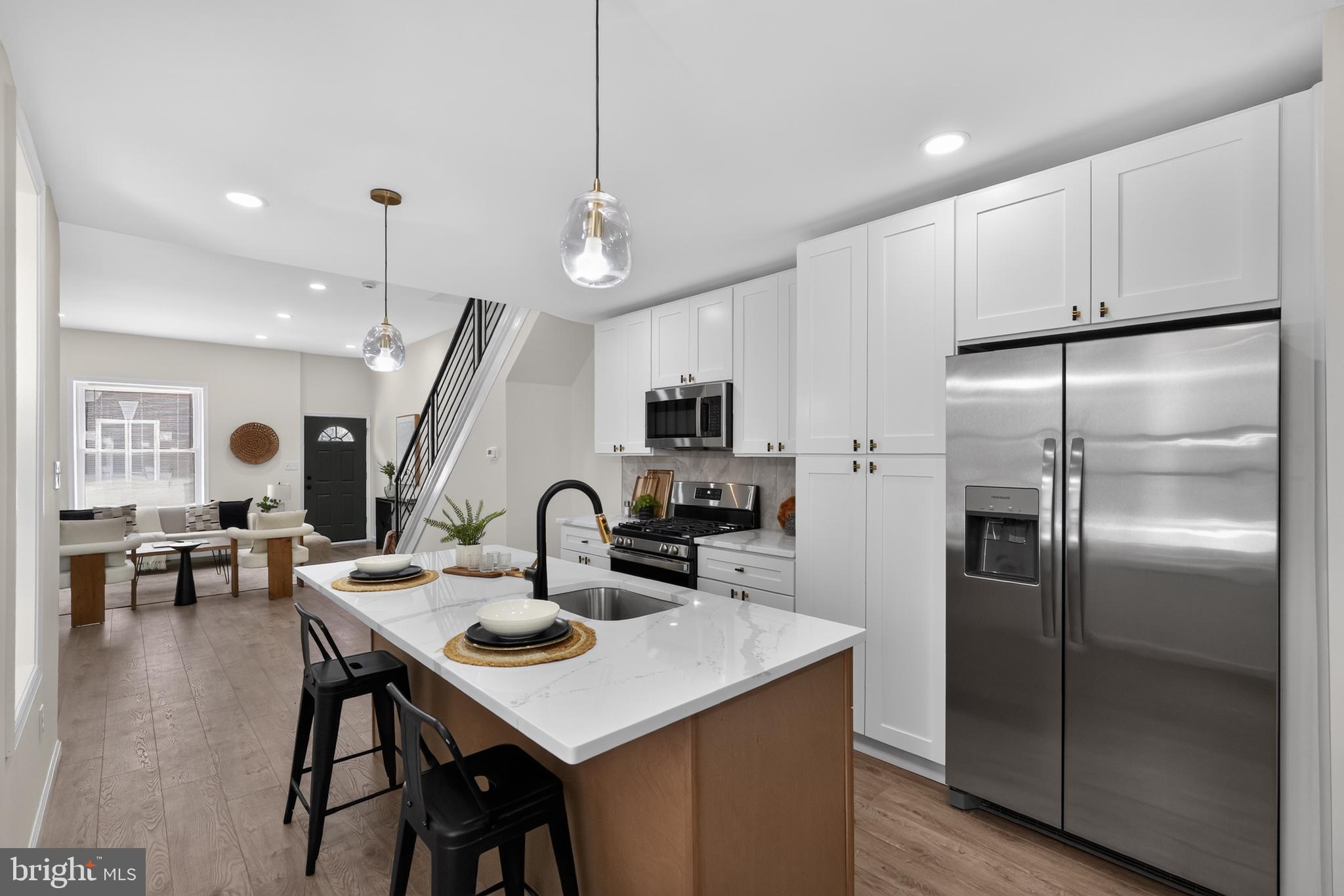 STRAWBERRY MANSION - Residential