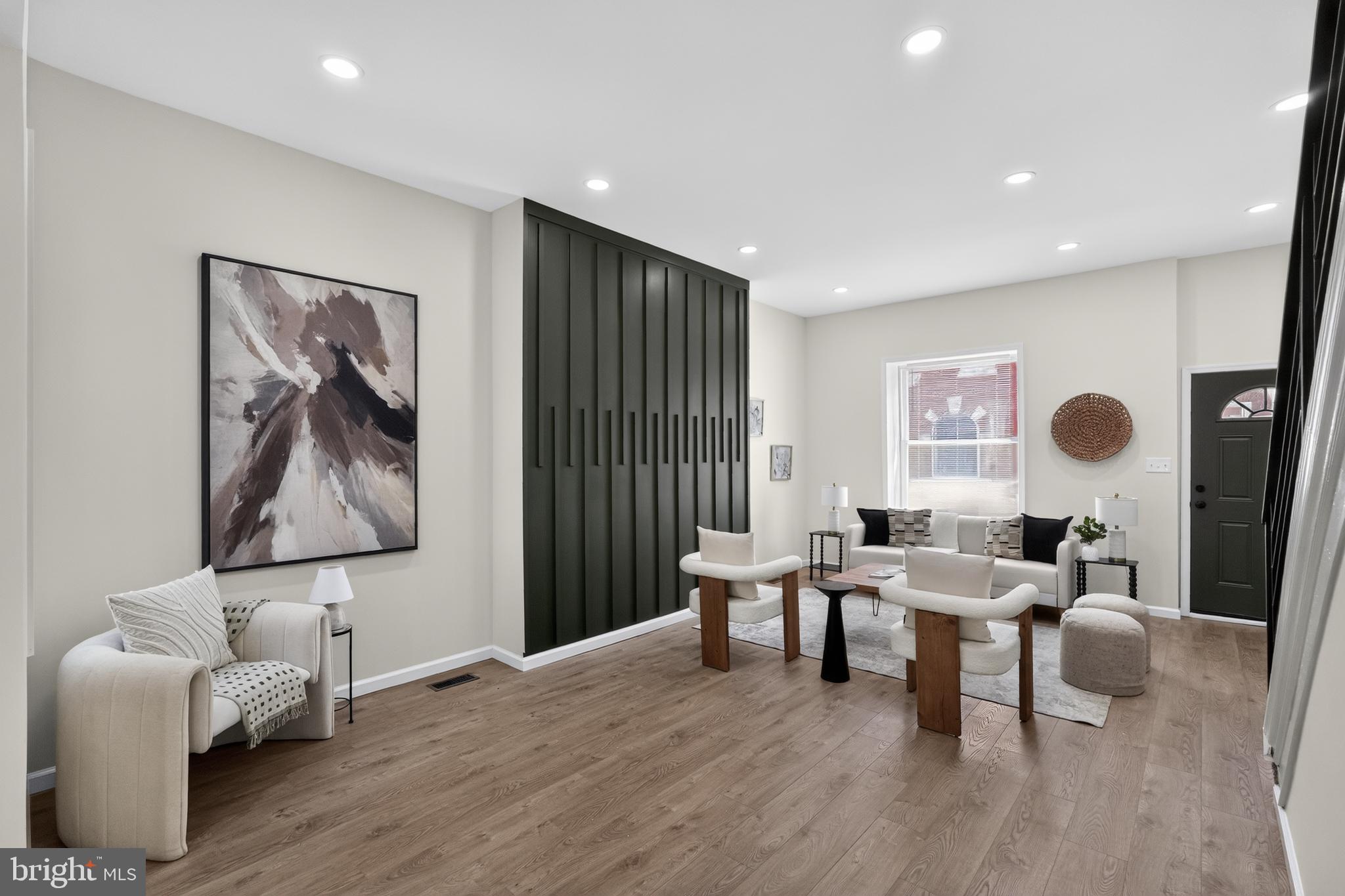 STRAWBERRY MANSION - Residential