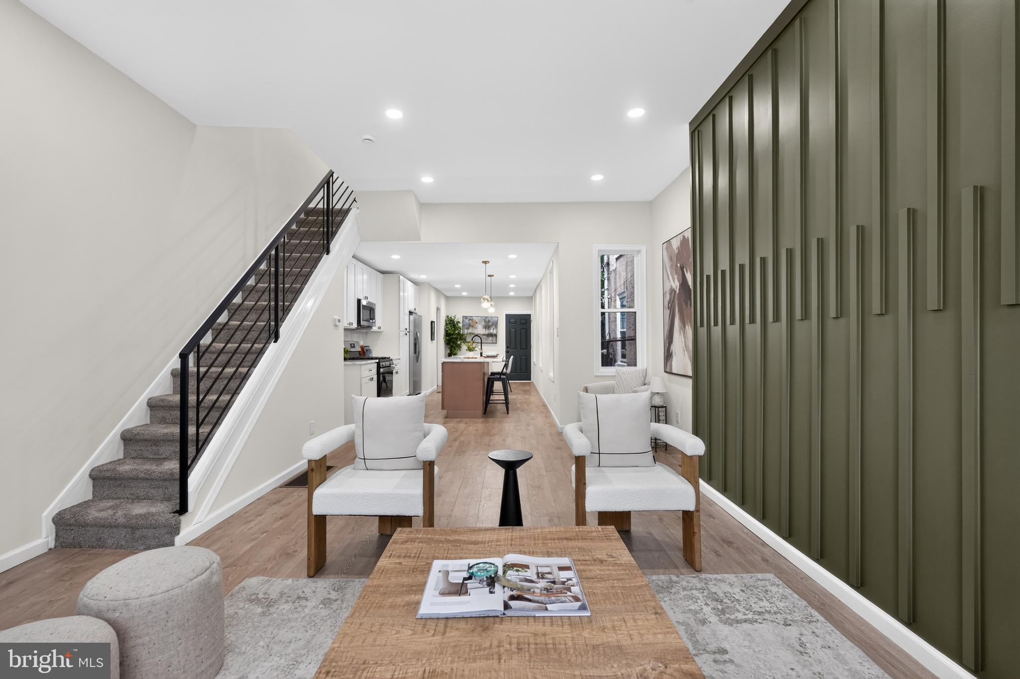 STRAWBERRY MANSION - Residential