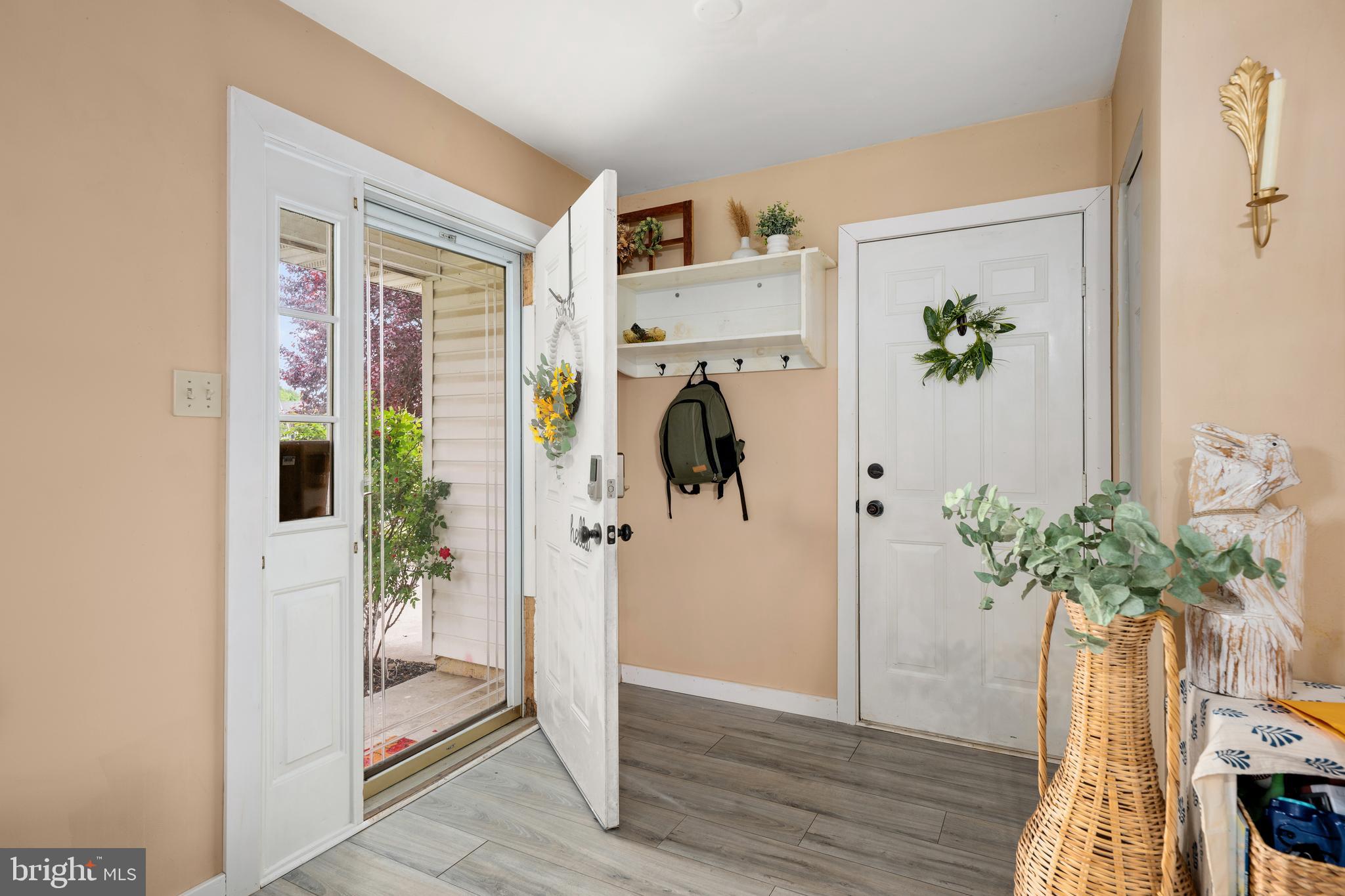 GREENLAWN - Residential
