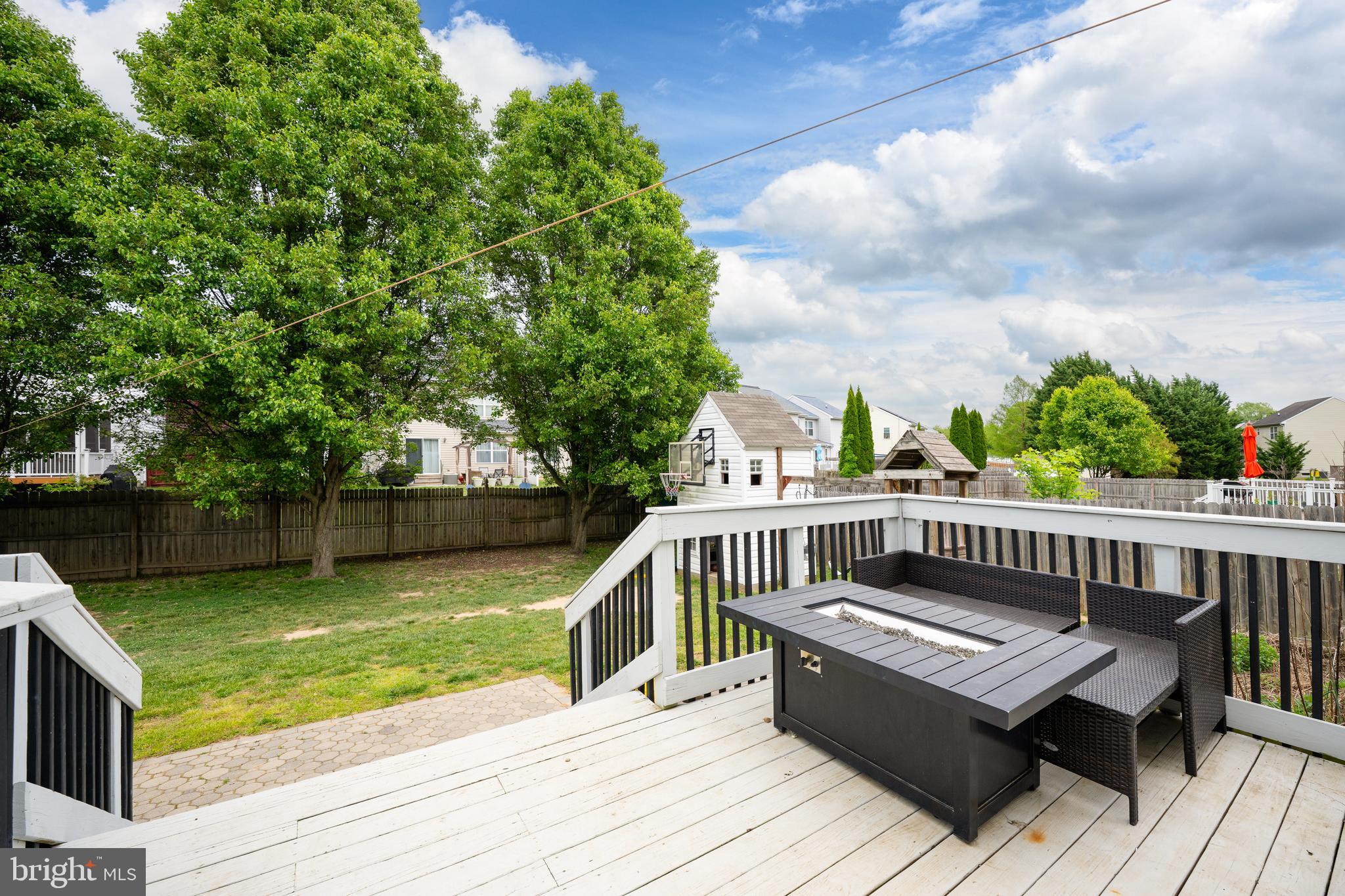 GREENLAWN - Residential