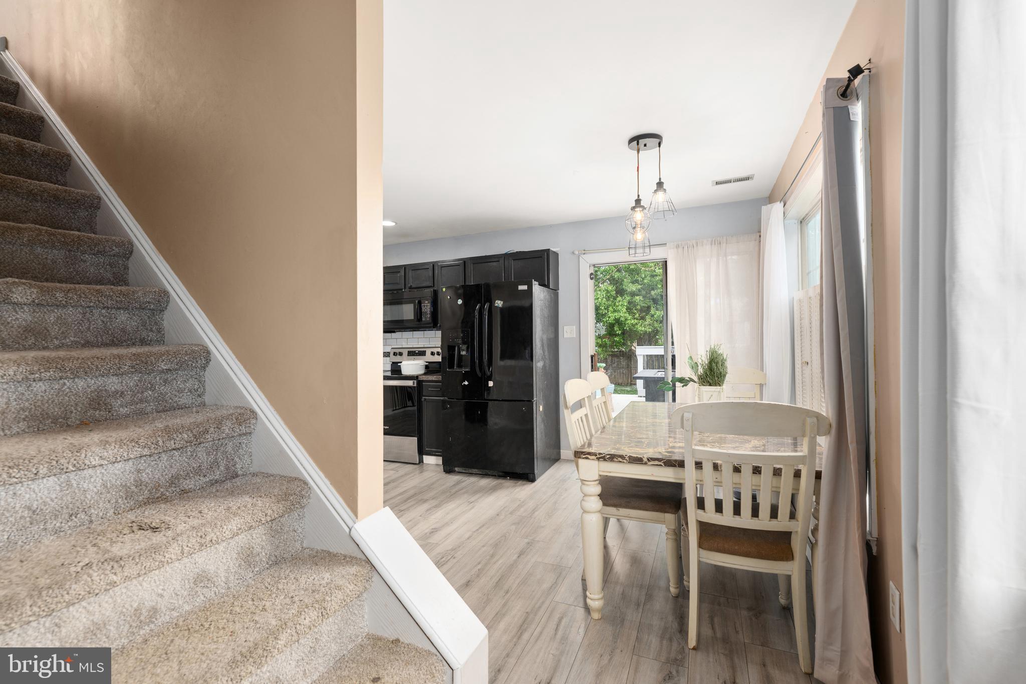 GREENLAWN - Residential