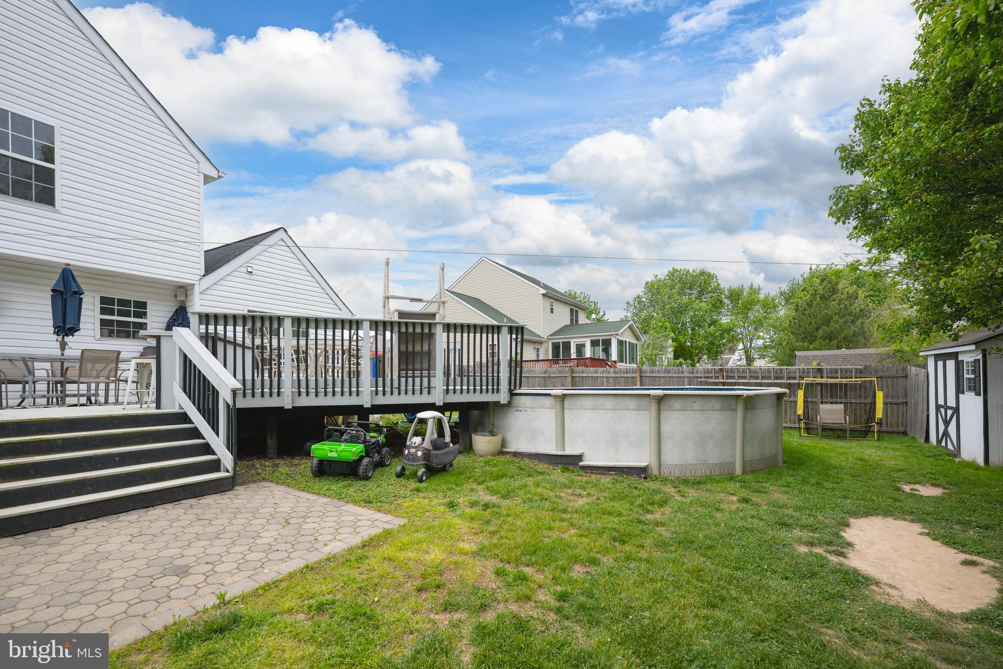 GREENLAWN - Residential