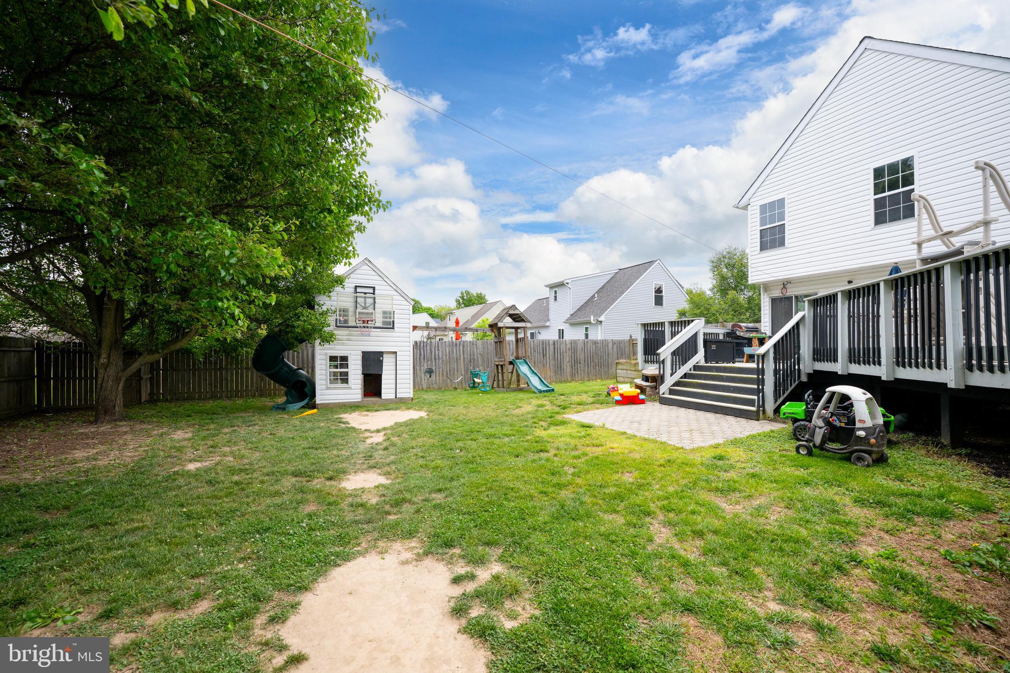 GREENLAWN - Residential
