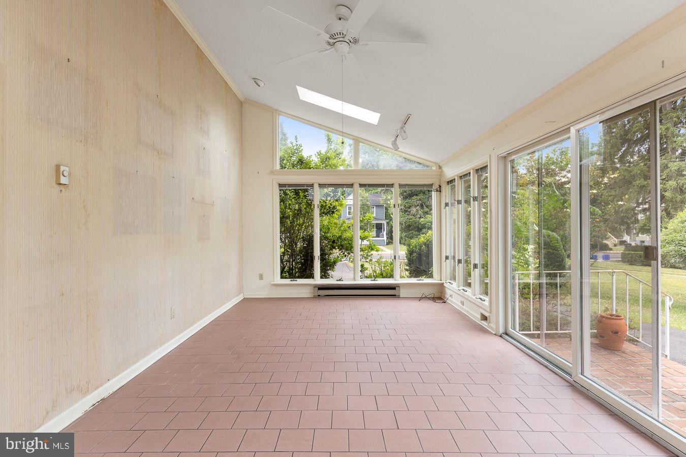 FAIRMONT AVENUE - Residential