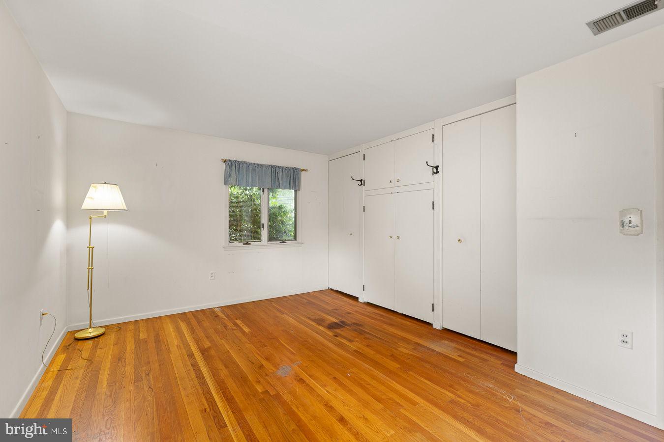 FAIRMONT AVENUE - Residential