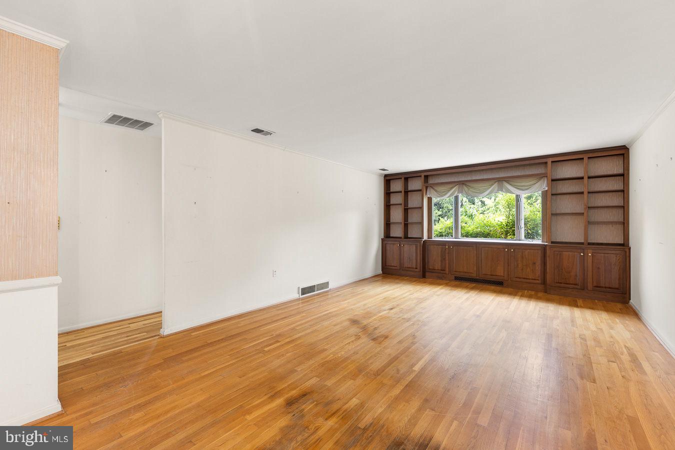 FAIRMONT AVENUE - Residential