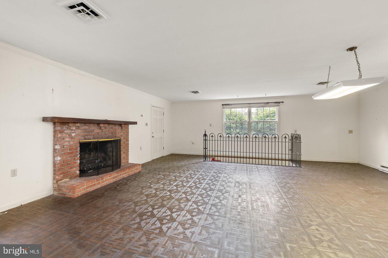 FAIRMONT AVENUE - Residential
