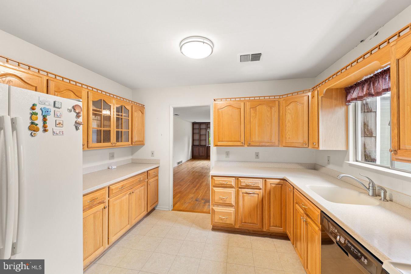 FAIRMONT AVENUE - Residential