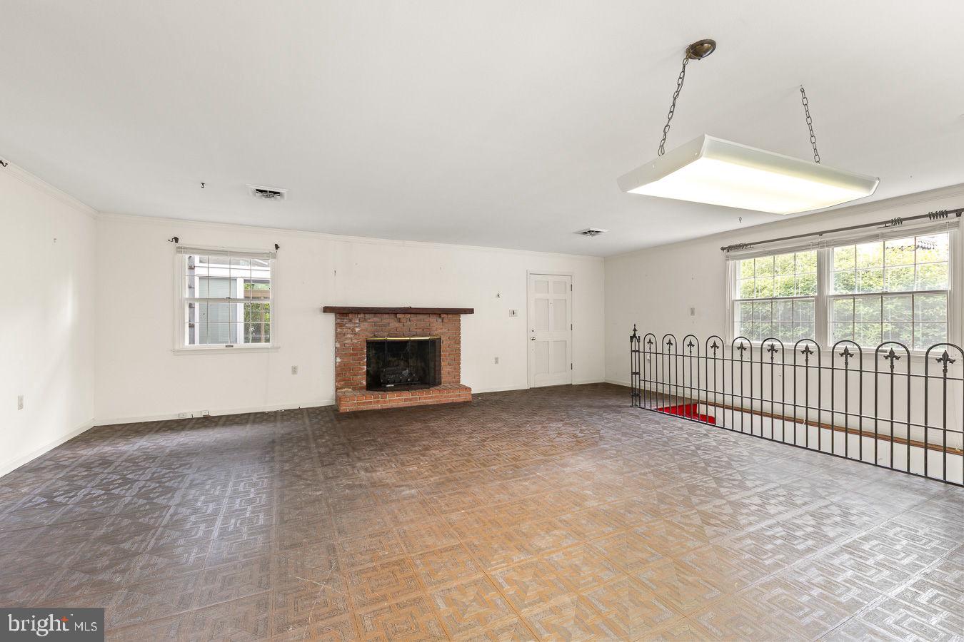 FAIRMONT AVENUE - Residential