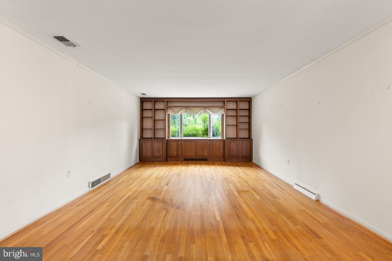 FAIRMONT AVENUE - Residential