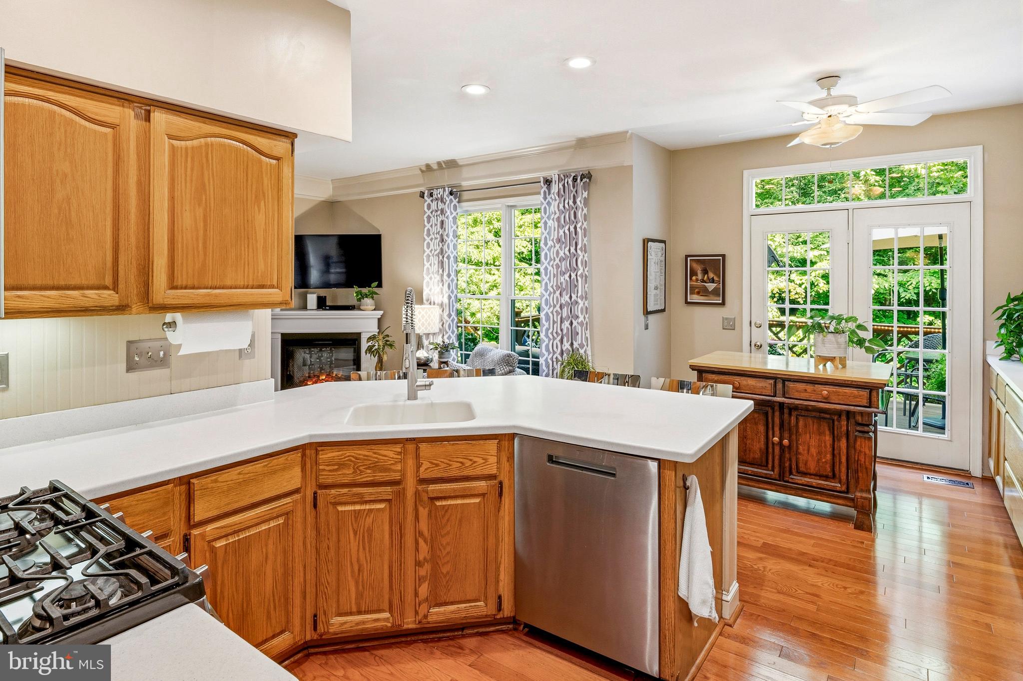 TOWNHOMES OF TIMBERLAND - Residential