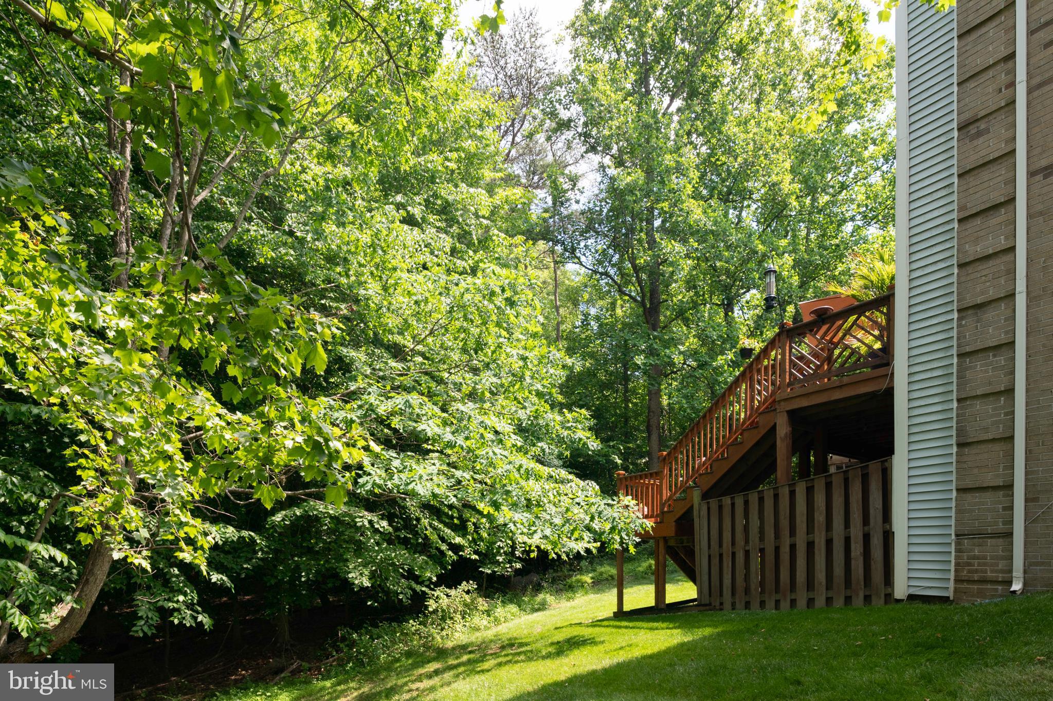TOWNHOMES OF TIMBERLAND - Residential