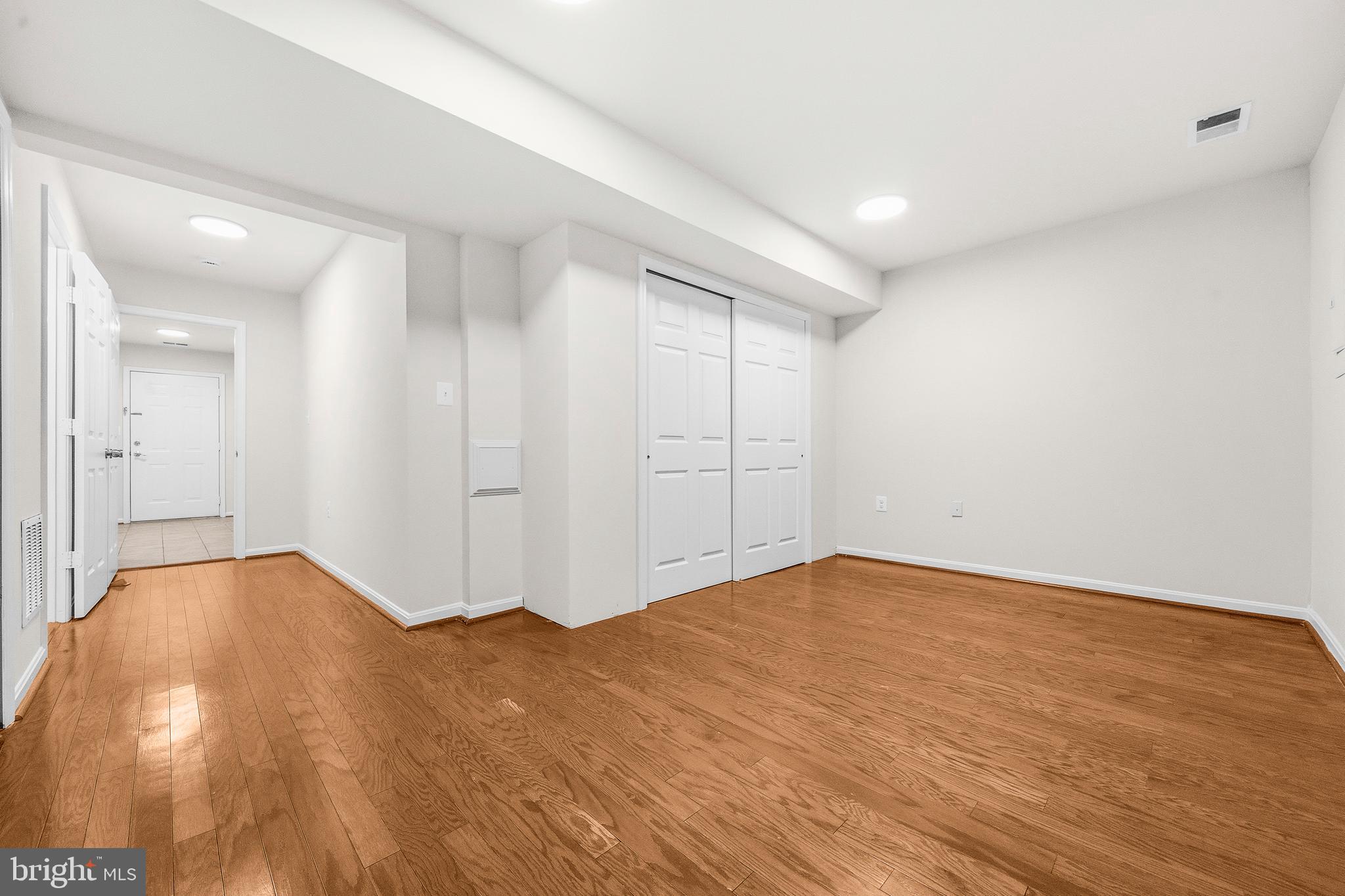 SYCAMORE HILL - Residential