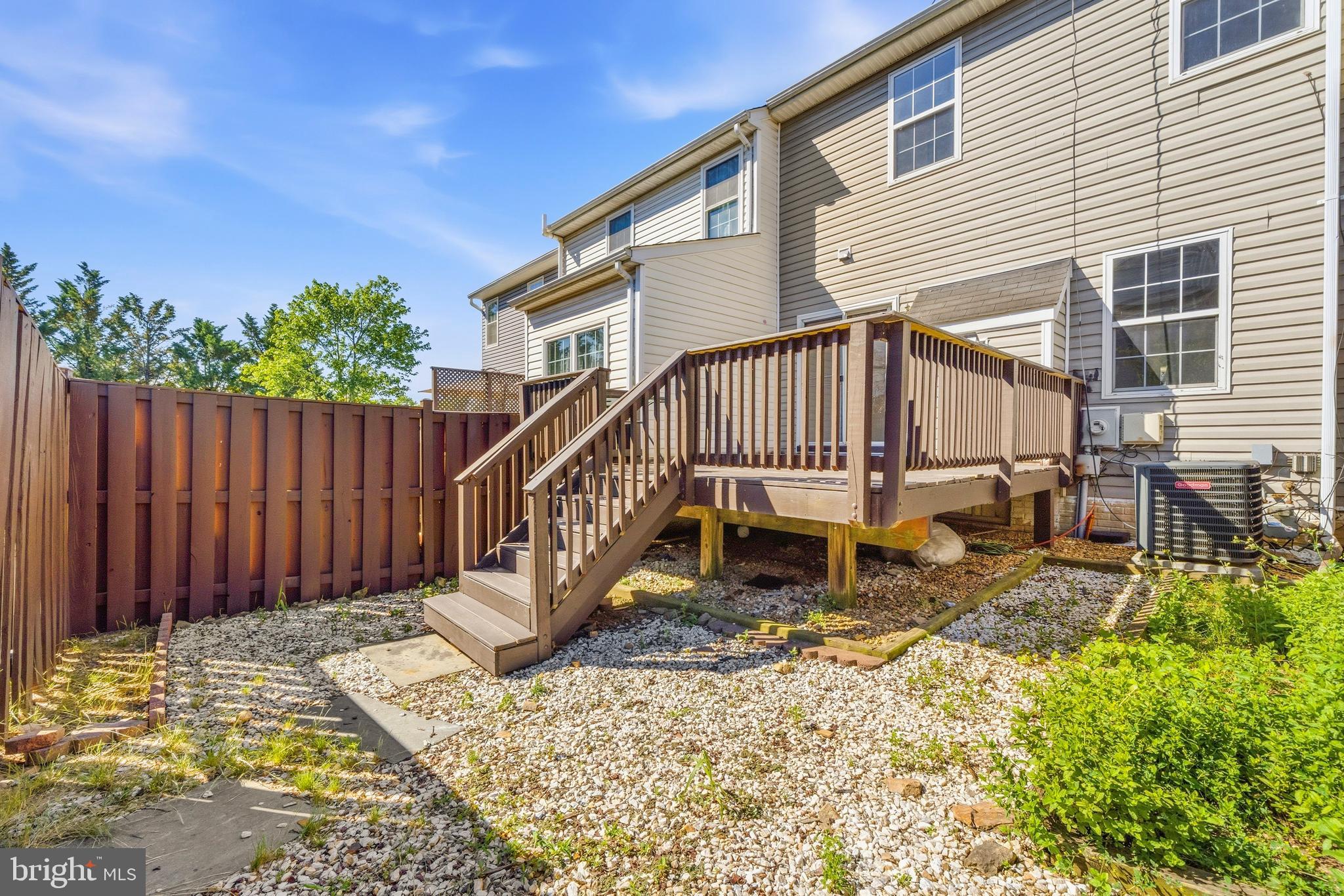 SYCAMORE HILL - Residential