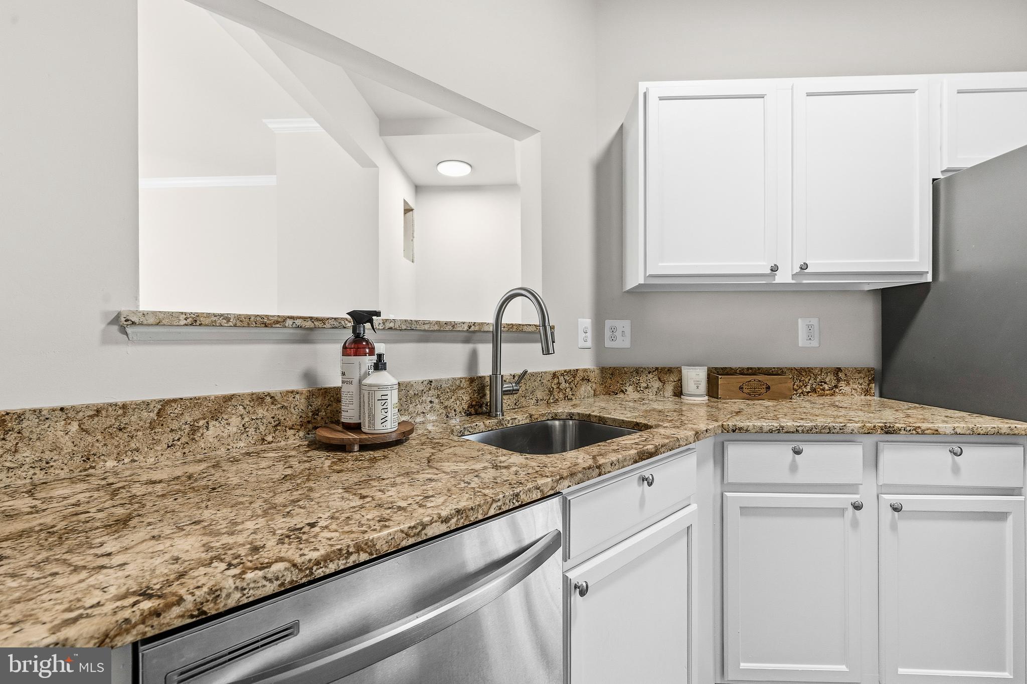 SYCAMORE HILL - Residential